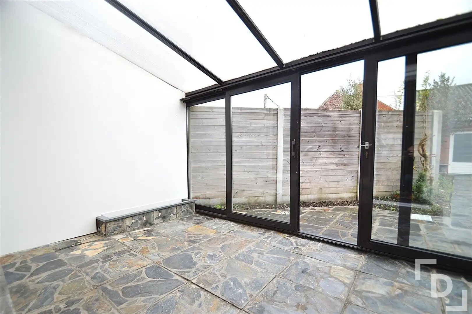 "Gerenoveerde stadswoning in het centrum van Poperinge" foto 7