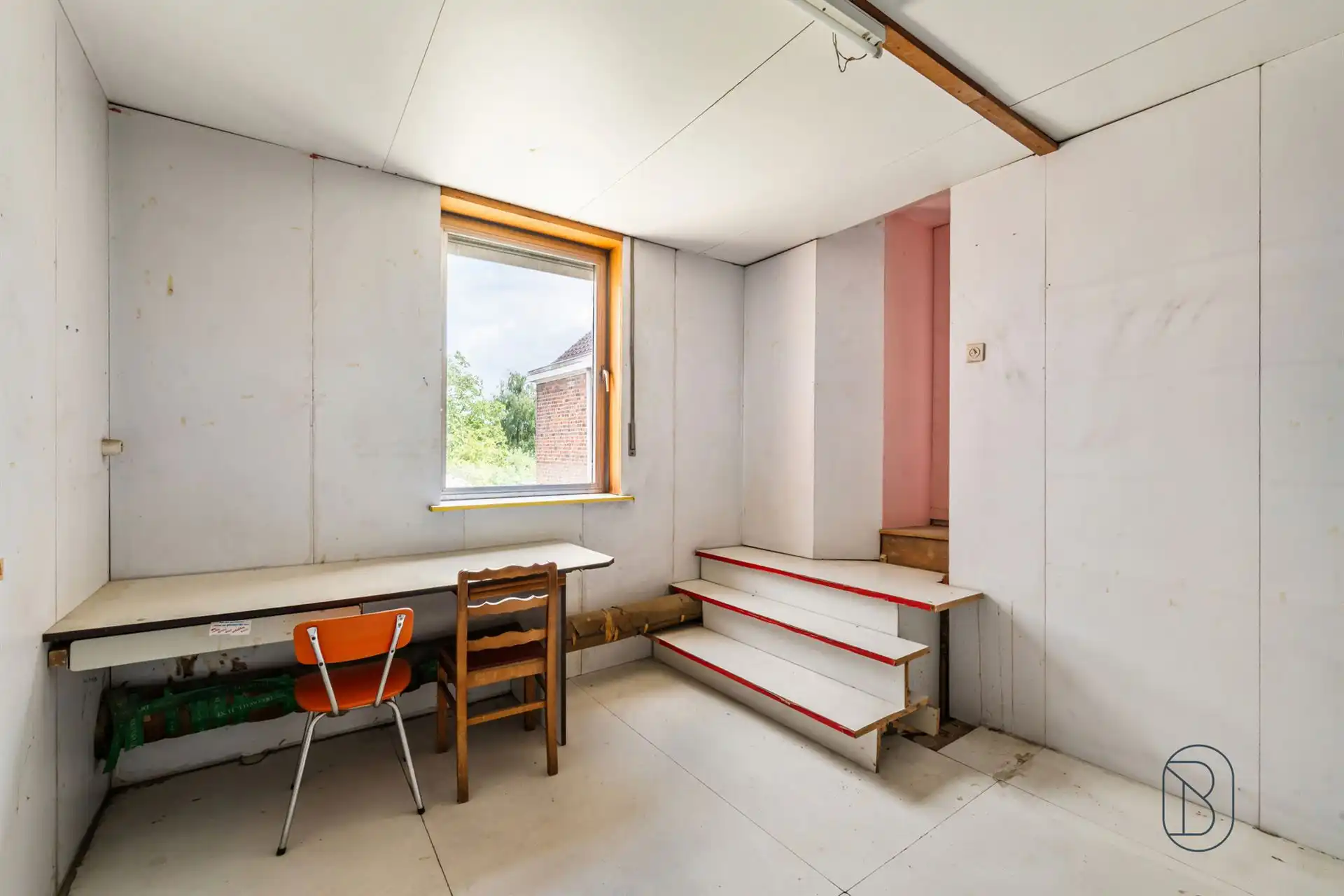 Gezinswoning met 6 slpk, ruime tuin en atelier in Wevelgem foto 16