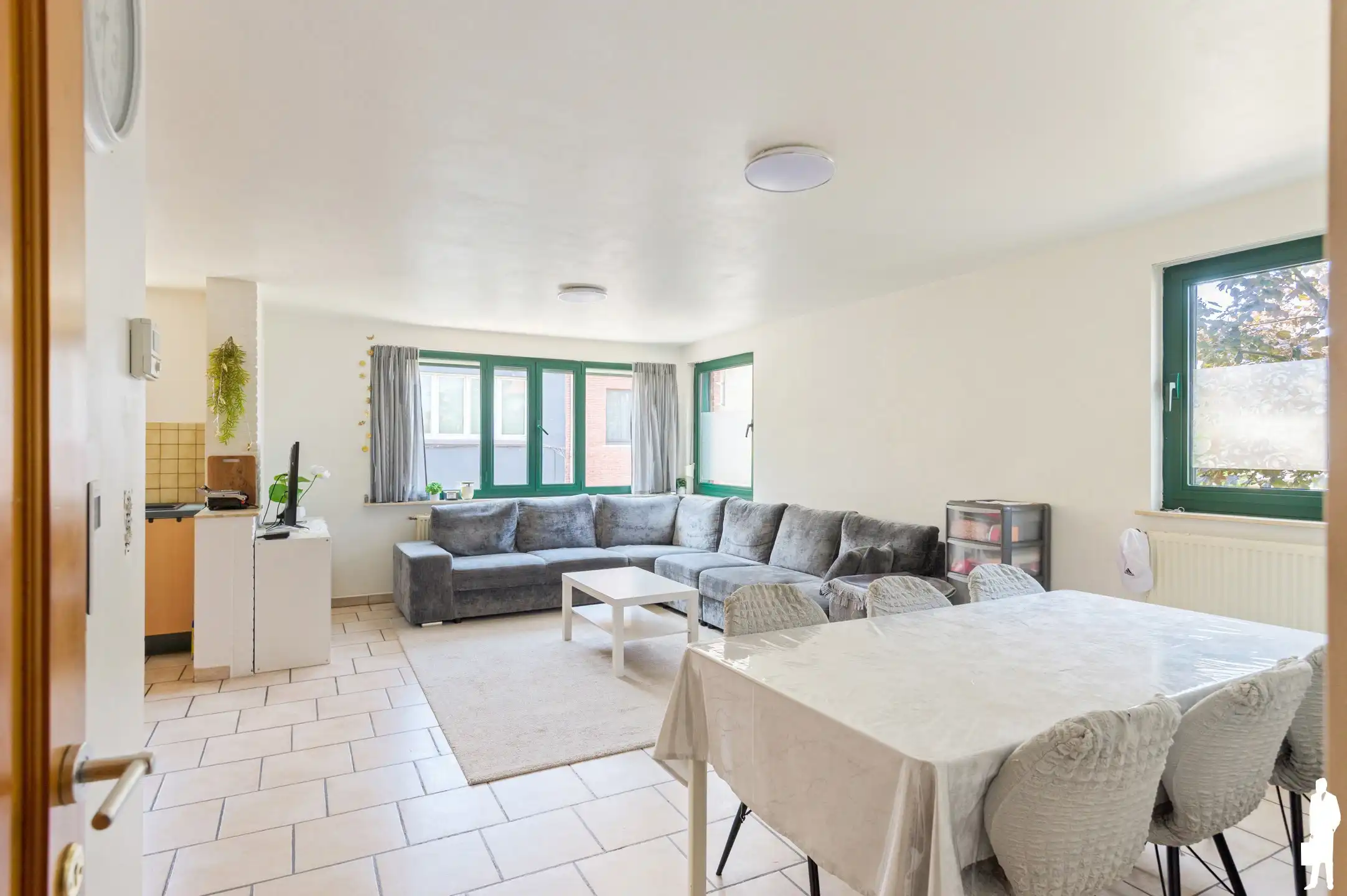 3 slaapkamerappartement in kleinschalig gebouw. foto {{pictureIndex}}