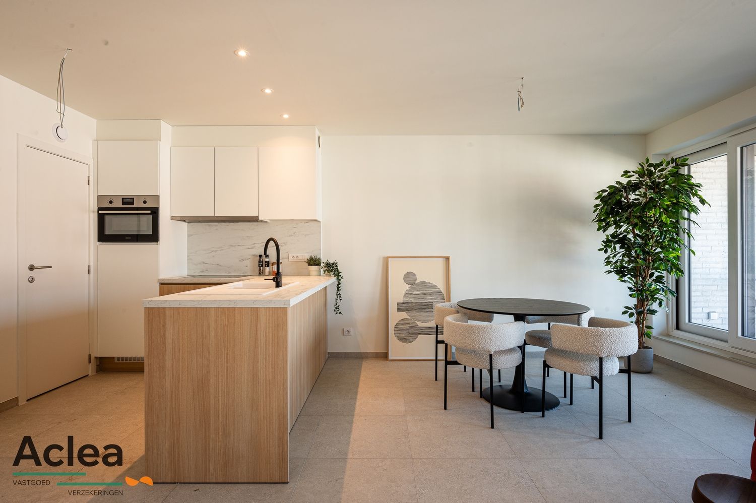 Nieuwbouw appartement met 2 slpks en 2 terrassen in centrum Eeklo - 6% BTW MOGELIJK ! foto {{pictureIndex}}
