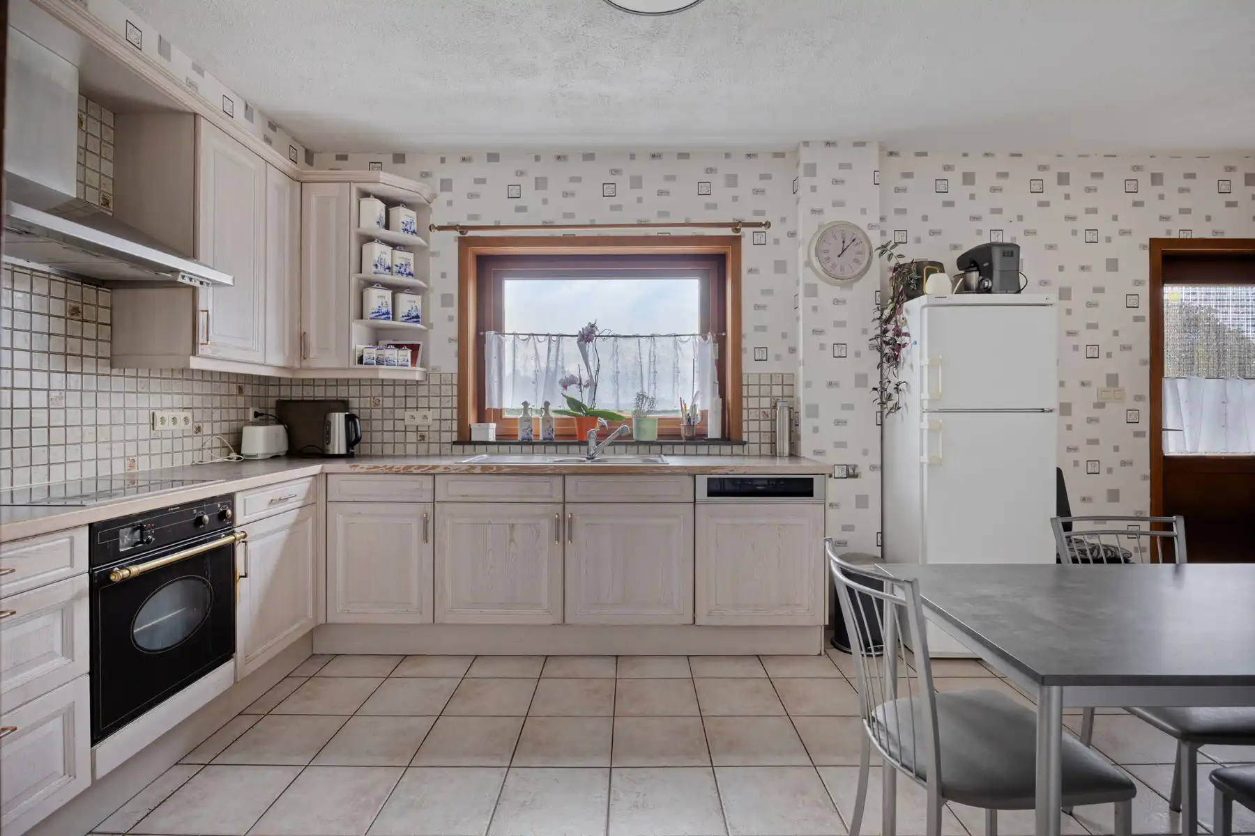 Karaktervolle woning met 3 slaapkamers en grote tuin foto 19