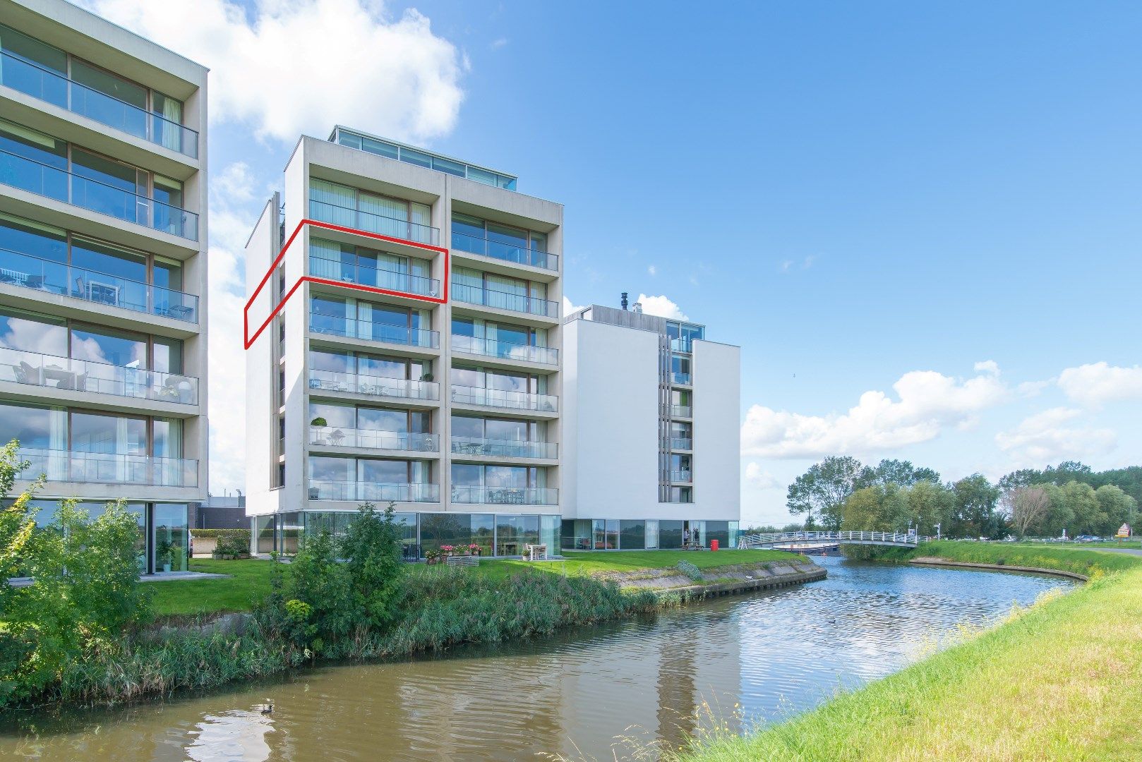 Prachtig appartement met 2 slaapkamers, 2 terrassen en magnifieke vergezichten foto 1