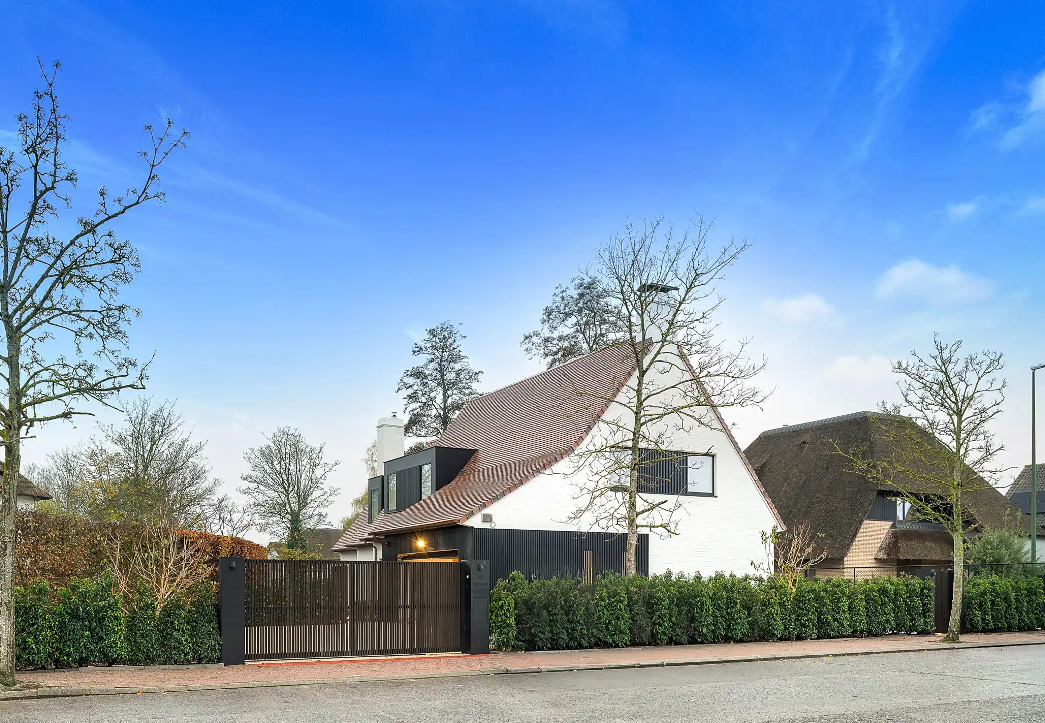 Alleenstaande villa, gelegen in een residentiële omgeving foto 45