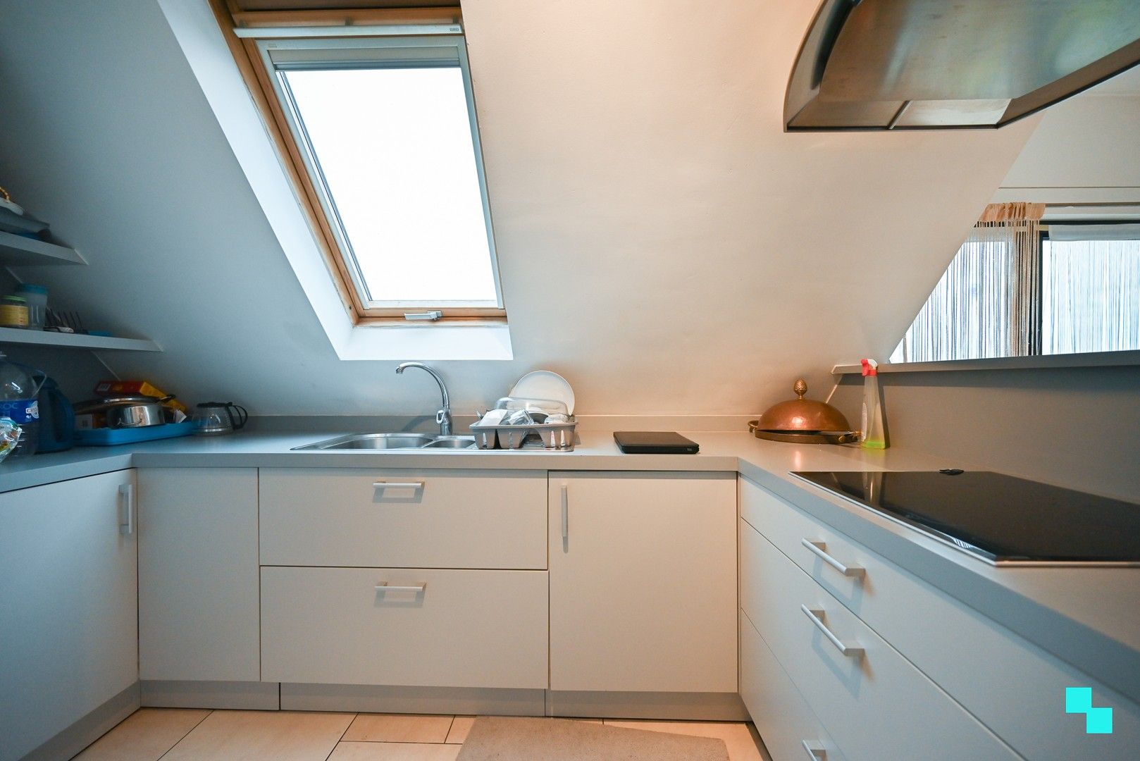 Duplex dakappartement nabij het centrum van Ingelmunster foto 12