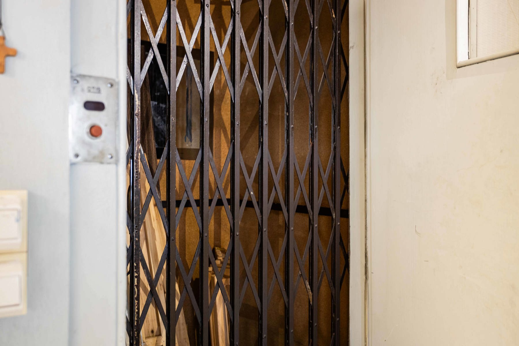 Handelszaak met verhuurpotentieel op topligging foto 24