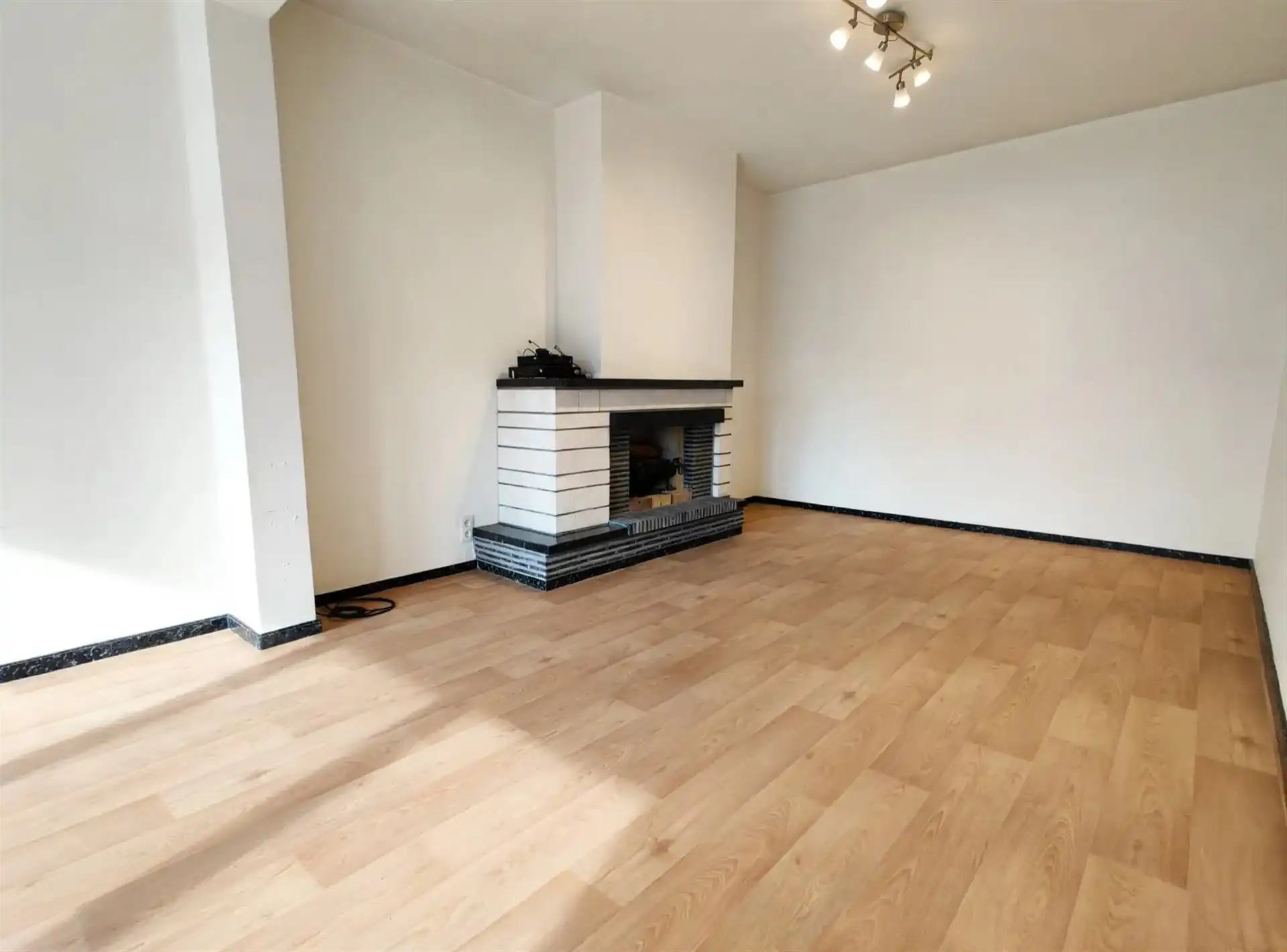 Appartement met twee slaapkamers in hartje Aalst foto 5