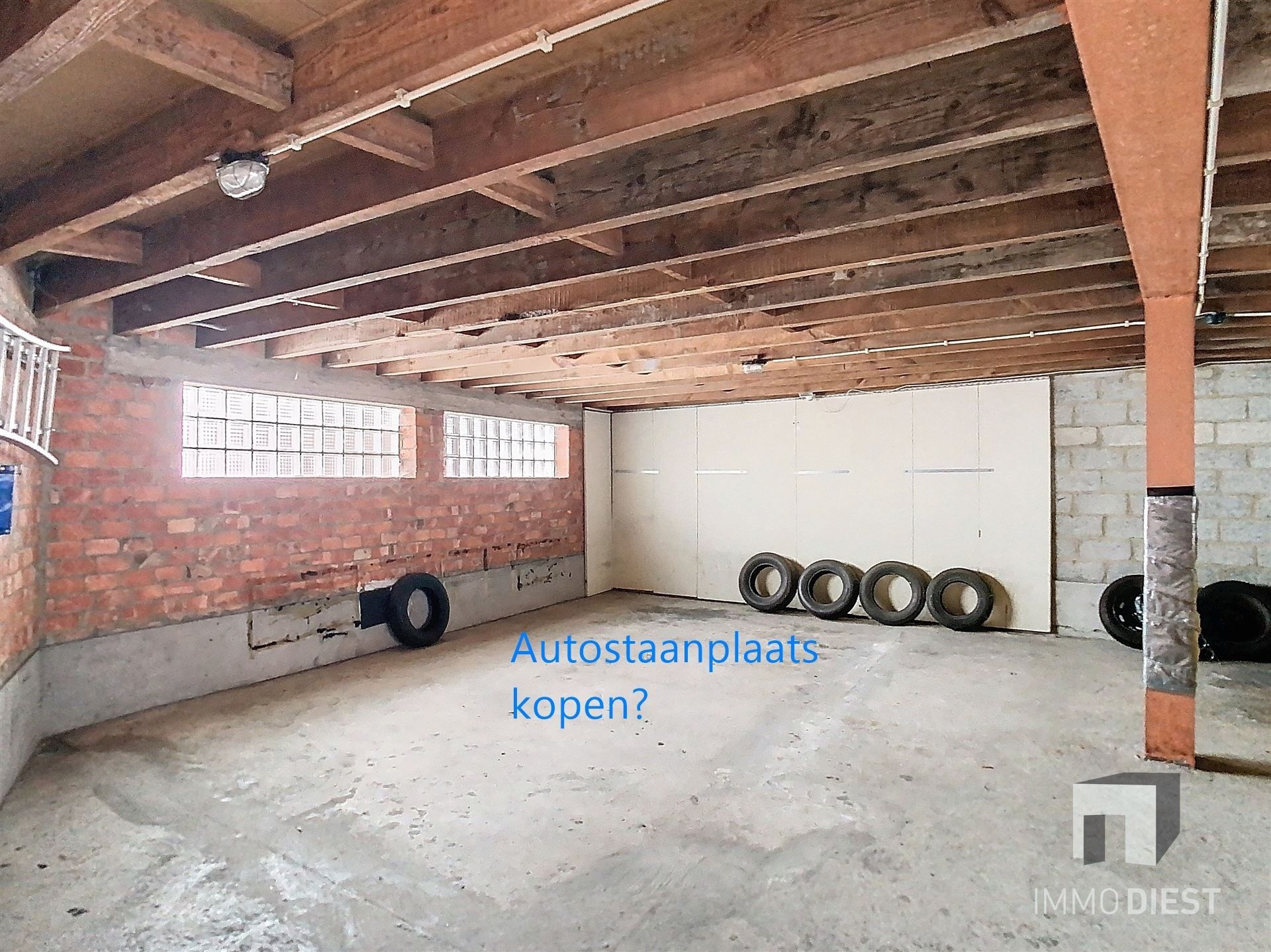 Gelijkvloers appartement met koer en 2 ruime slaapkamers foto 19