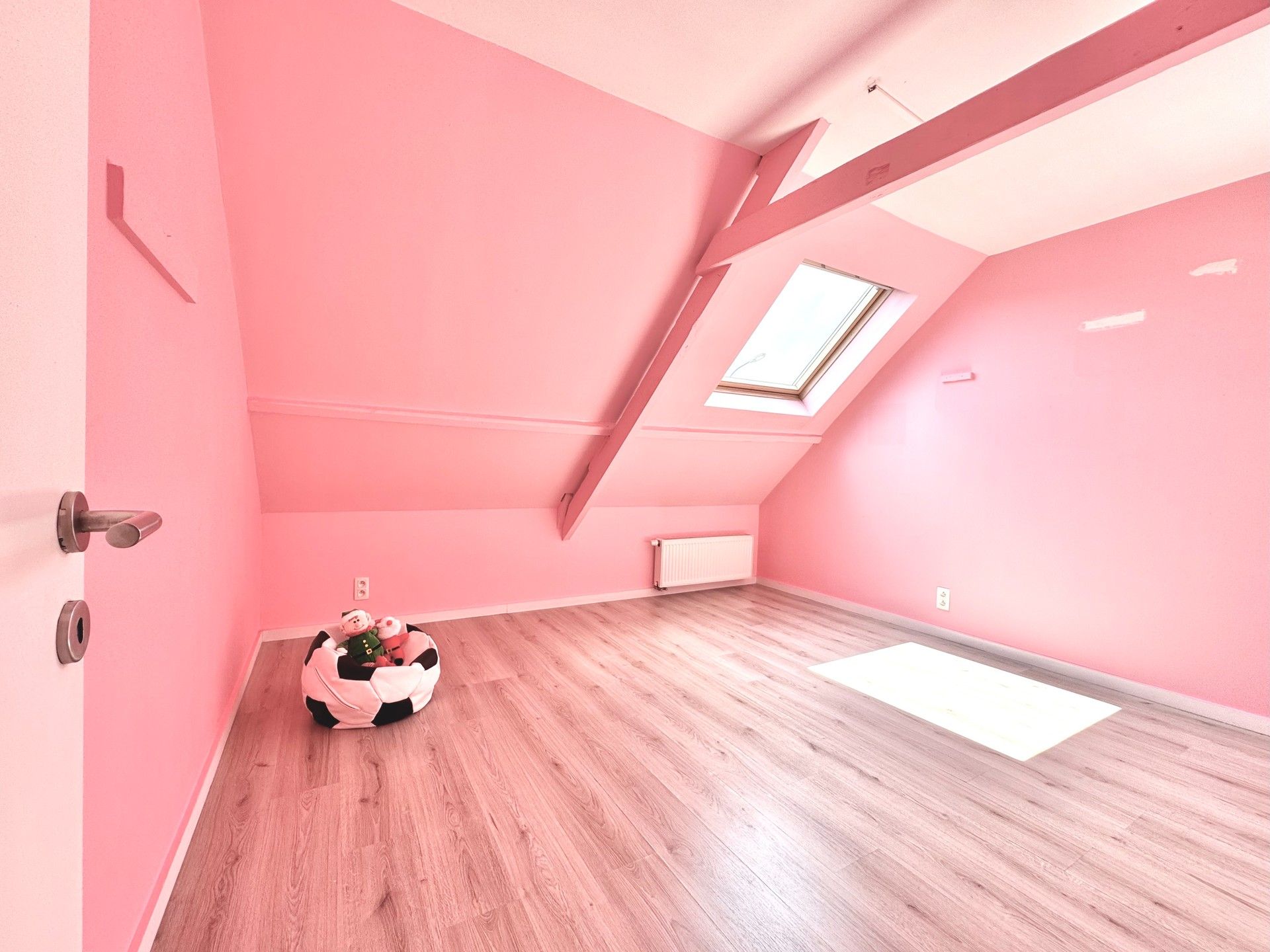 GERENOVEERDE GEZELLIGE WONING MET 3 KAMERS & TUIN foto 14