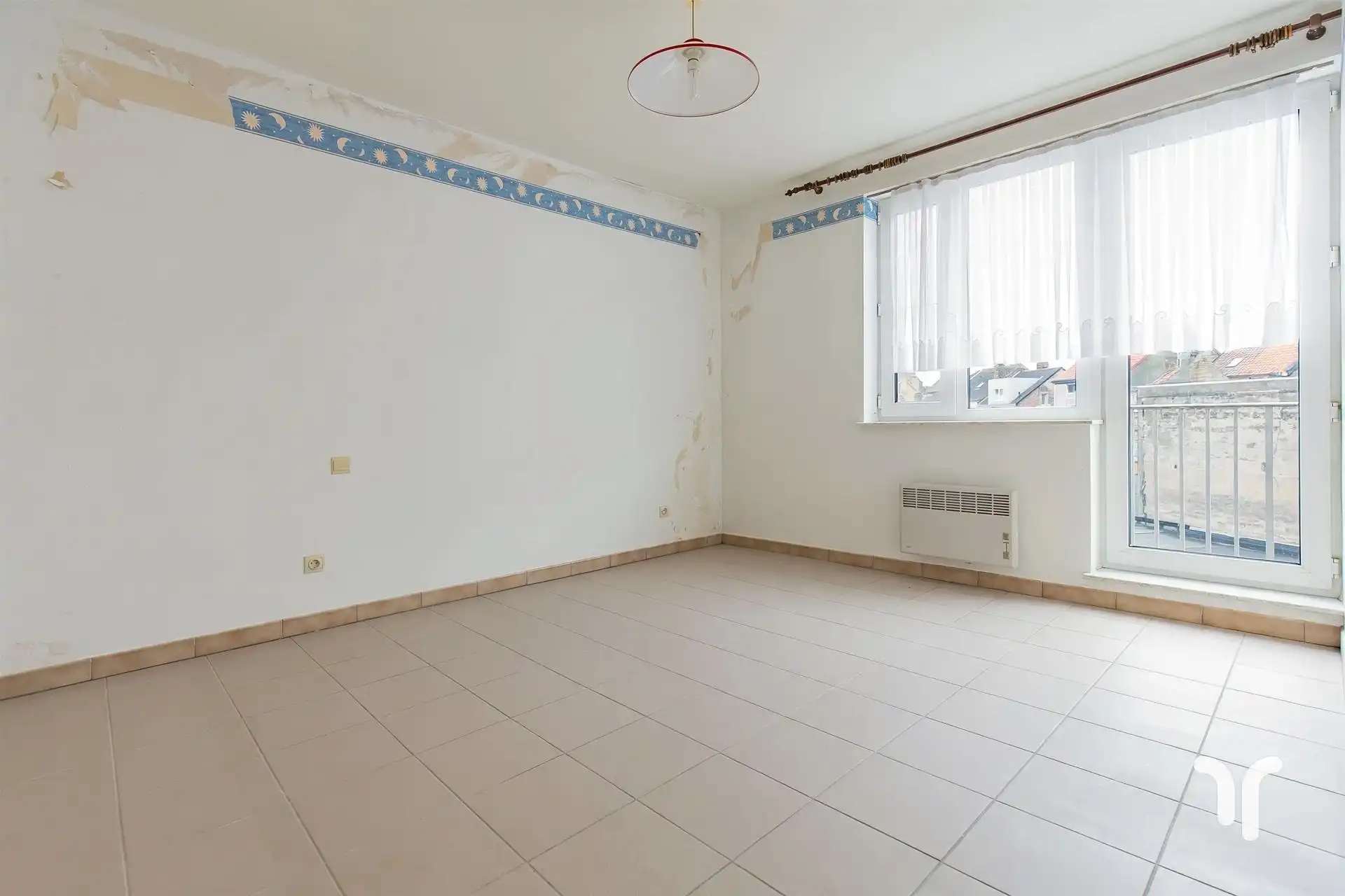 Centraal gelegen appartement met 2 slaapkamers foto 5