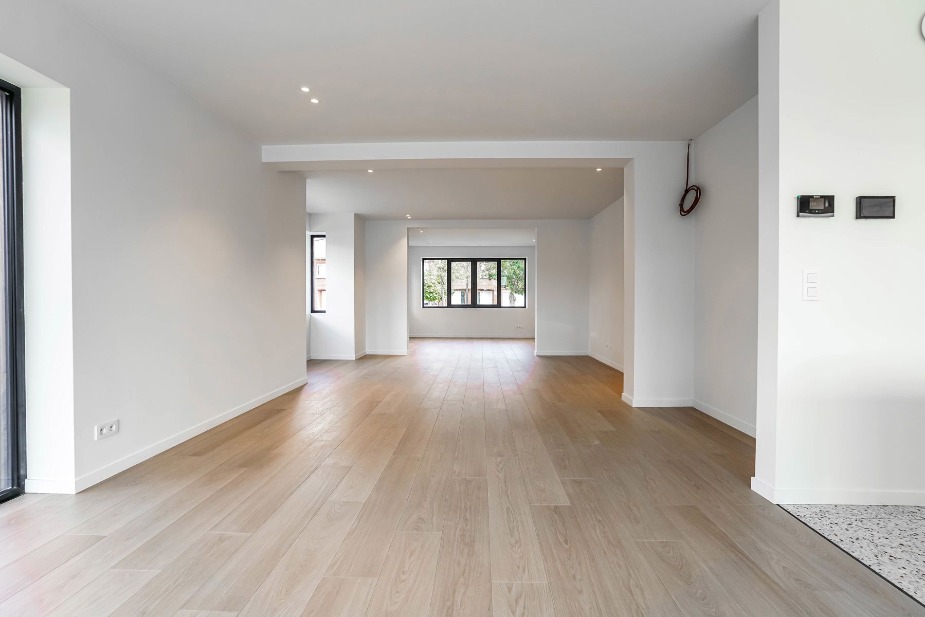 Prachtige, compleet gerenoveerde luxewoning op toplocatie te Kapelle-op-den-Bos foto 9