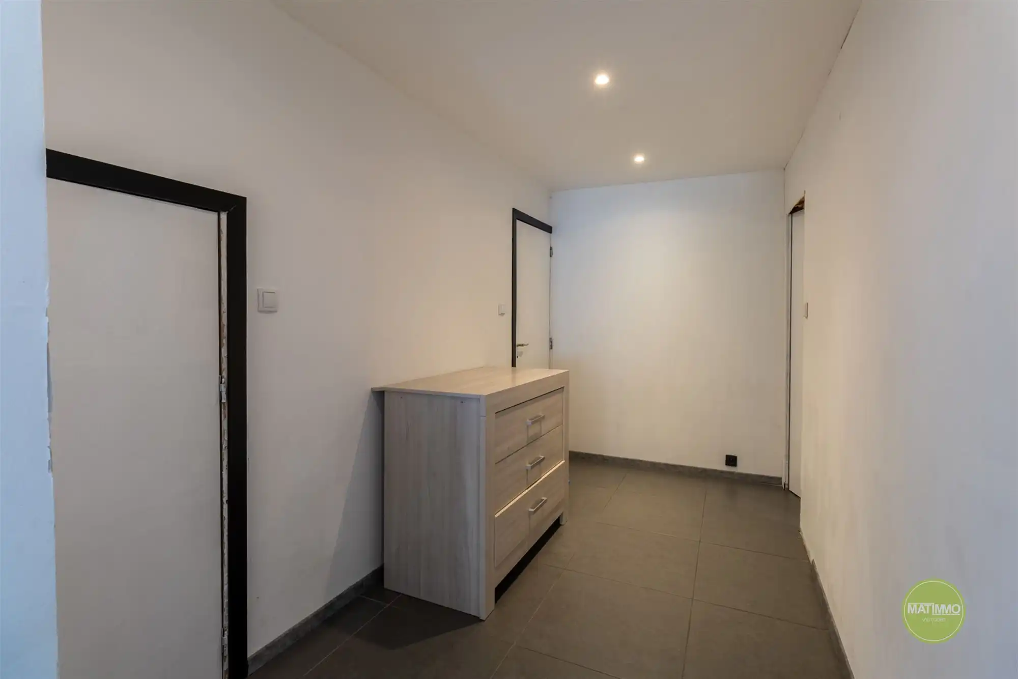 Instapklare starterswoning met 3 slaapkamers en tuin in Mol foto 9