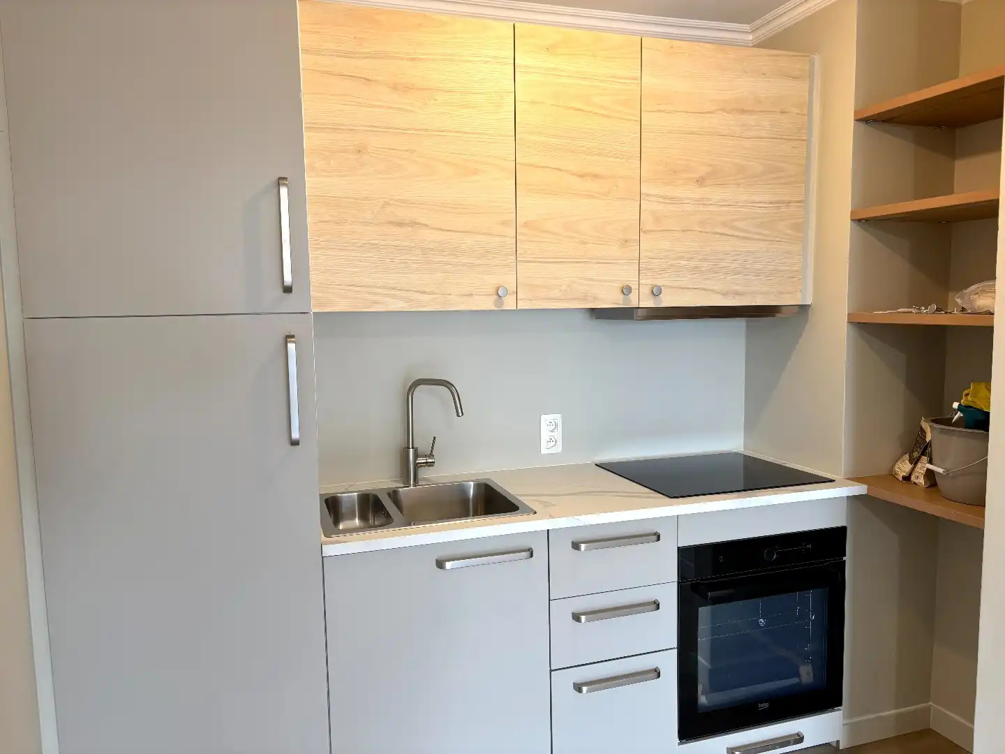 Gerenoveerd 2-slaapkamerappartement in het centrum! foto 6