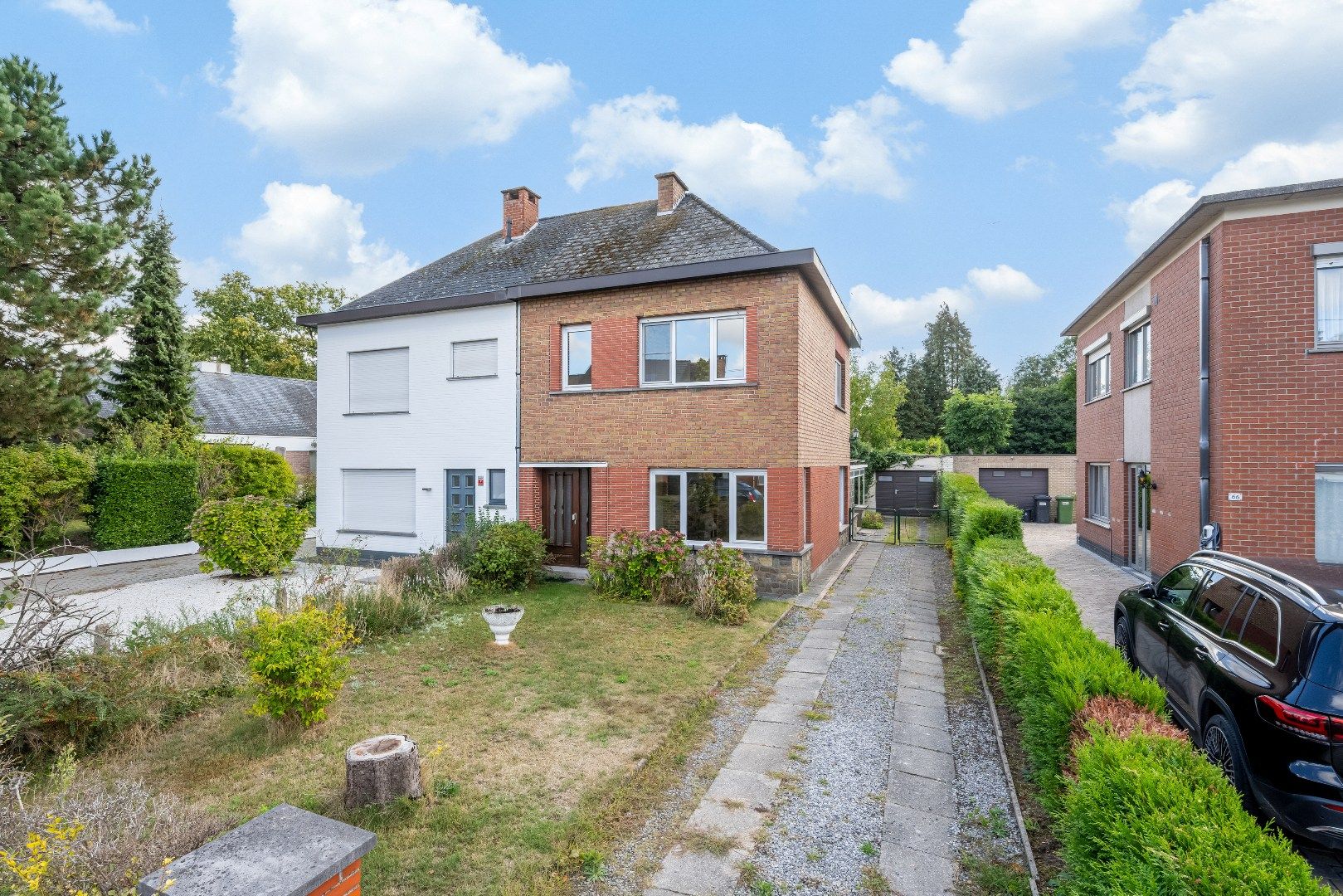 Halfopen charmante woning op toplocatie. foto 2