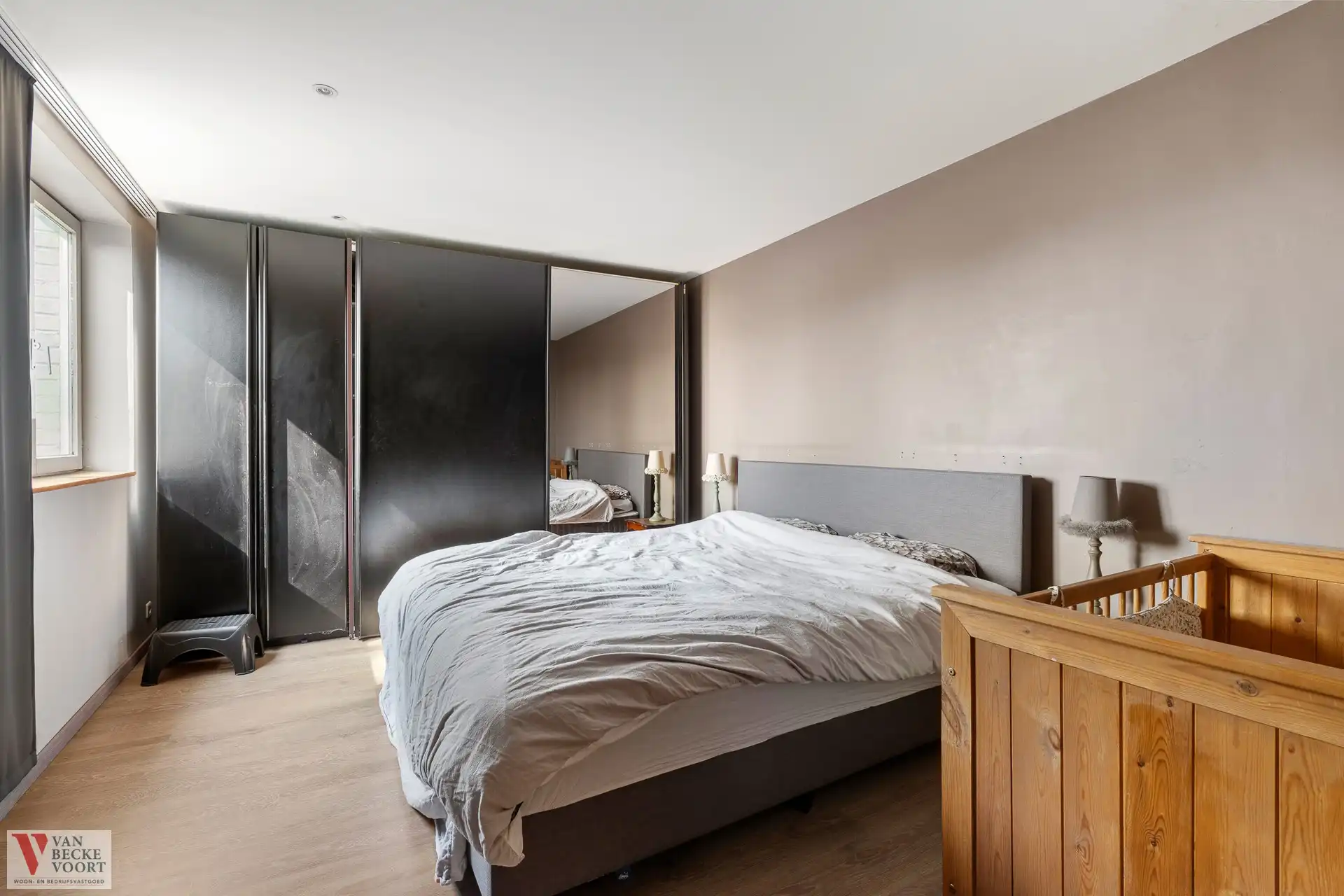 Imposant herenhuis met feestzaal foto 26