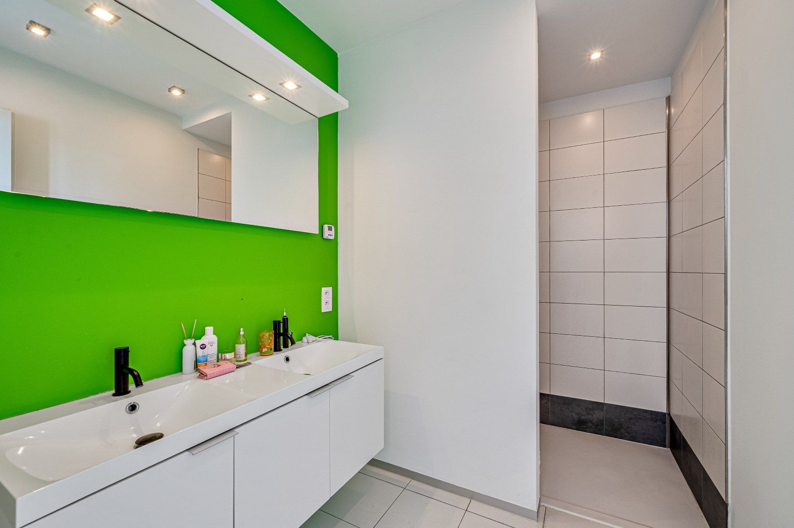 Recente townhouse met ruime terrassen aan het Parkbos foto 17