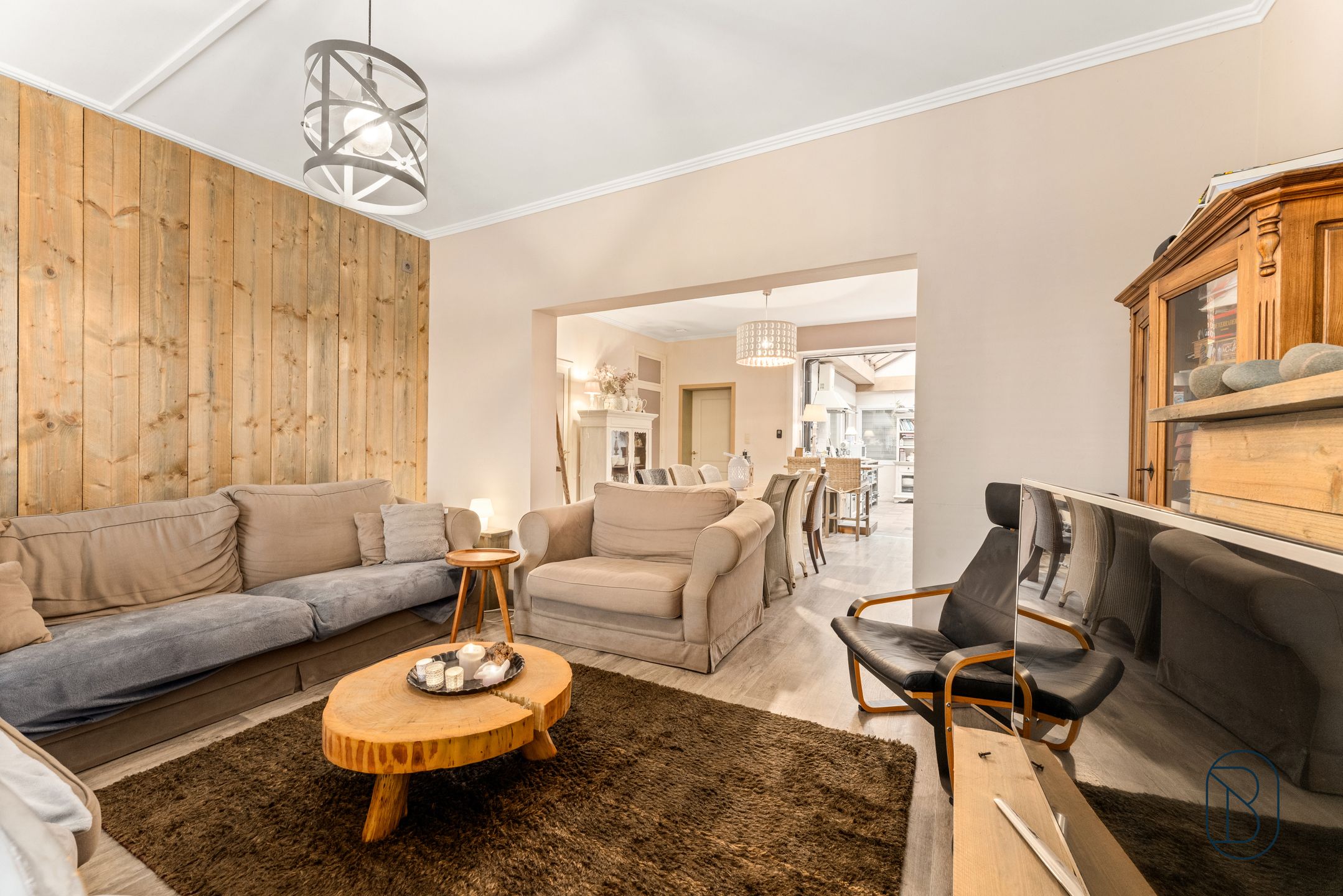 Volledig instapklare woning met tuin & parking in Aalbeke foto 3