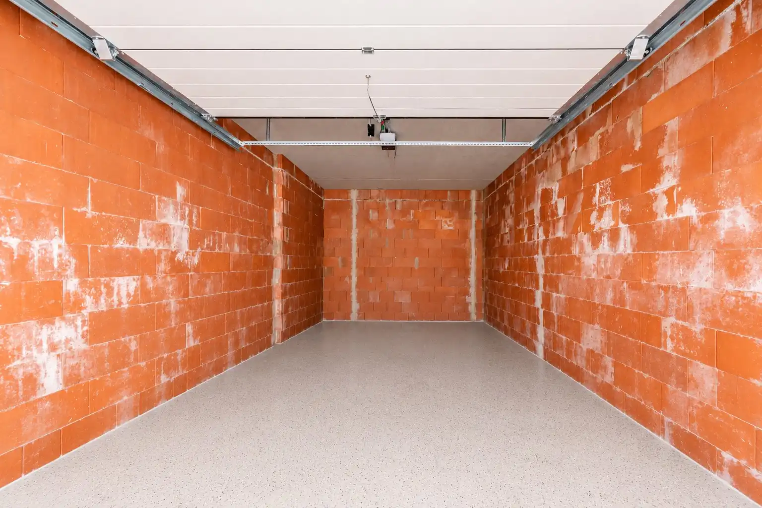 Prachtige tot in de puntjes gerenoveerde halfopen bebouwing met 3 slaapkamers, aparte garage en zuidgerichte tuin te koop in het hartje van Sint-Baafs-Vijve foto 32
