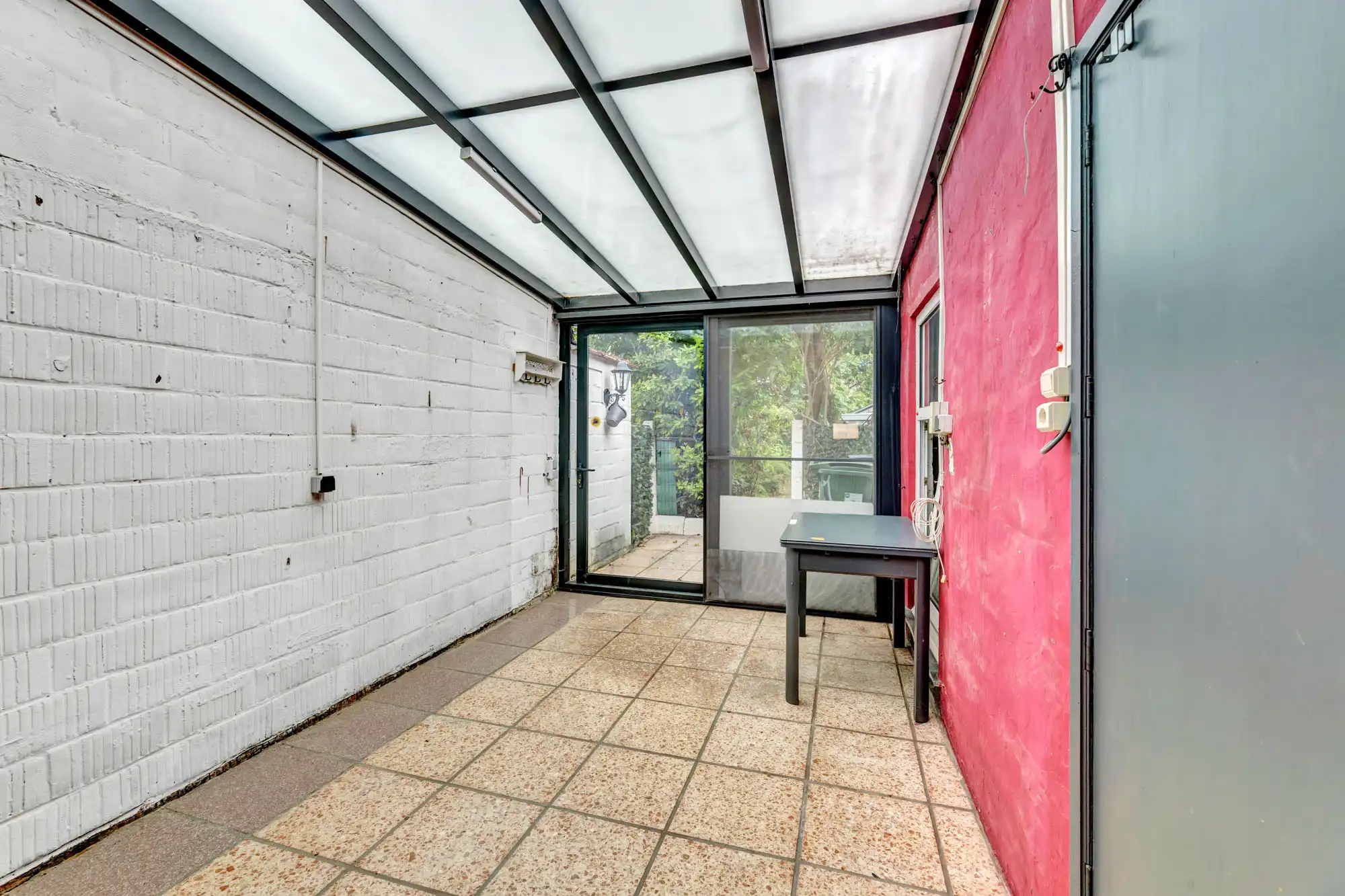 Ruime te renoveren woning nabij centrum Aalst foto 8