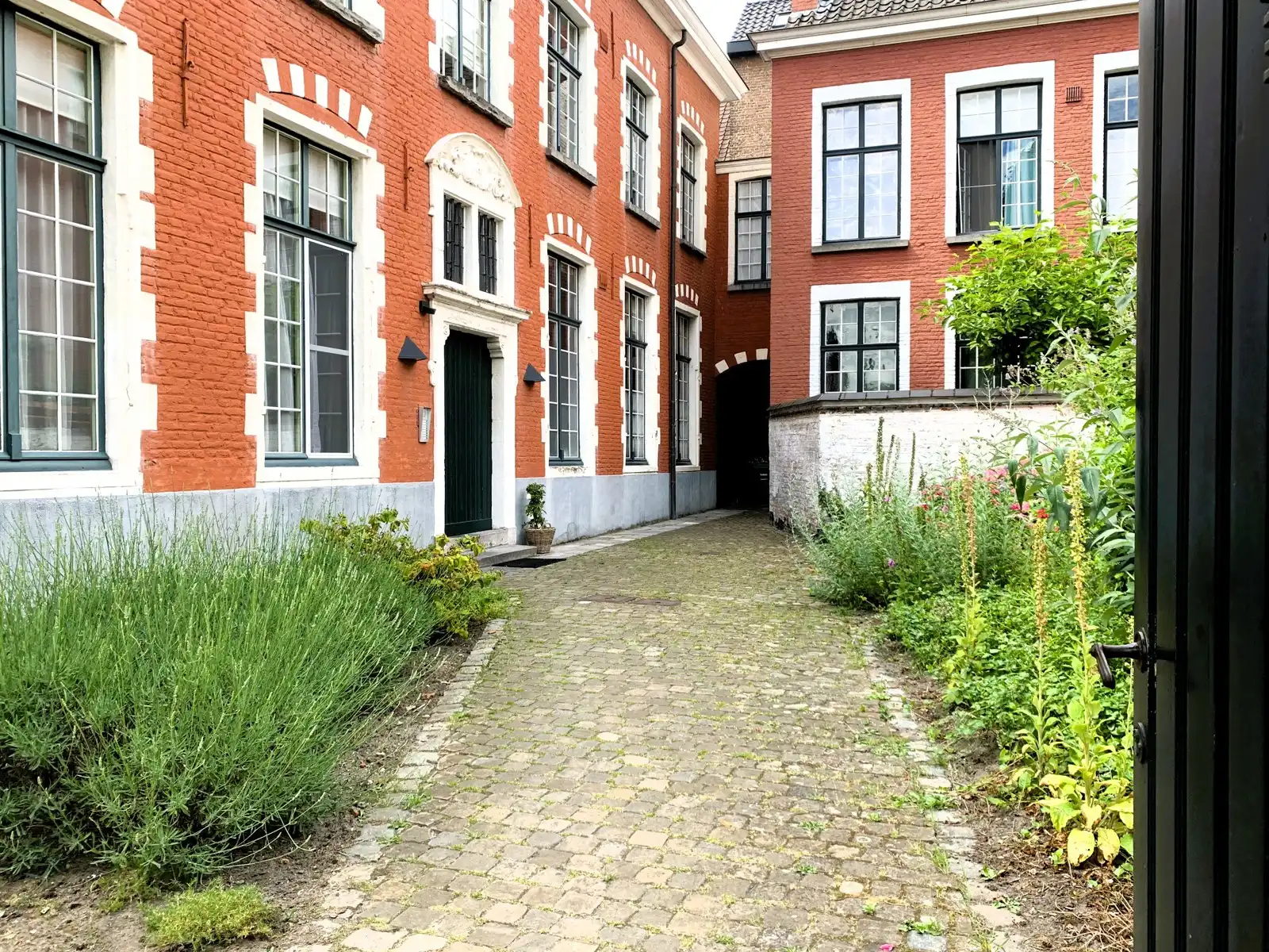 Appartement te huur foto 12