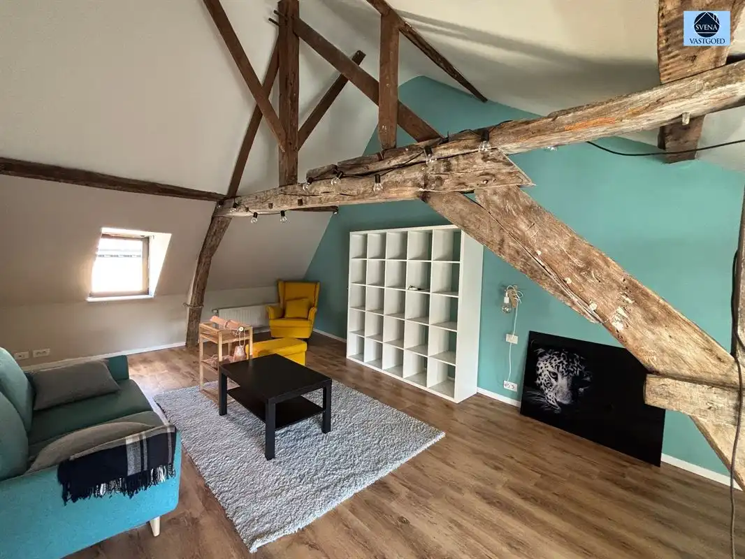 KARAKTERVOLLE GERENOVEERDE WONING MET 4 SLAAPKAMERS foto 10