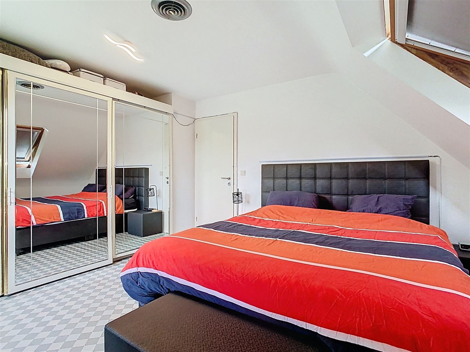 Mooie woning, 3 slpks, terrassen, jacuzzi, tuin, 10a 82ca foto 49