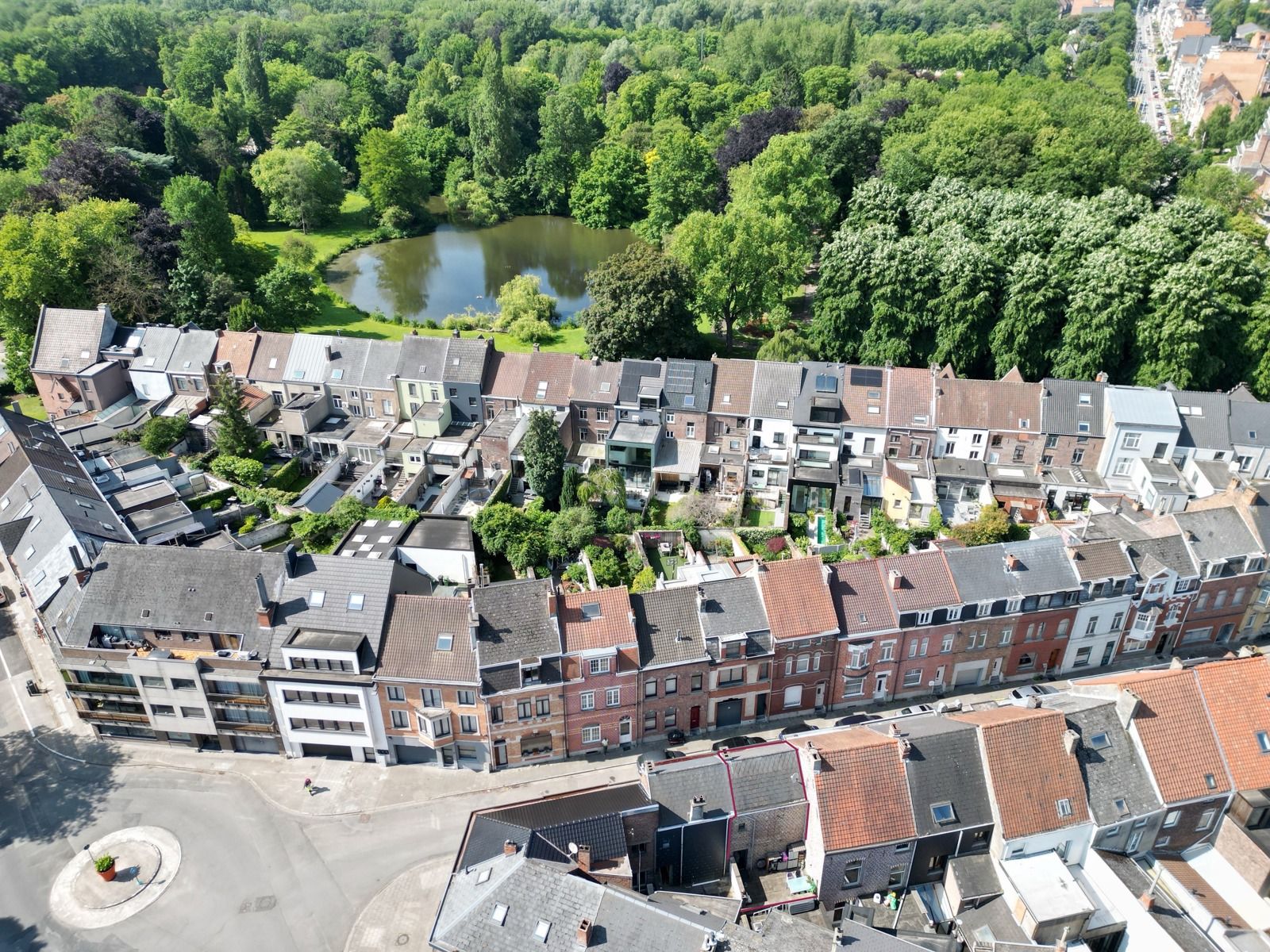 Mooie stadswoning met 2 SLPK én terras, nabij het stadspark! foto 10