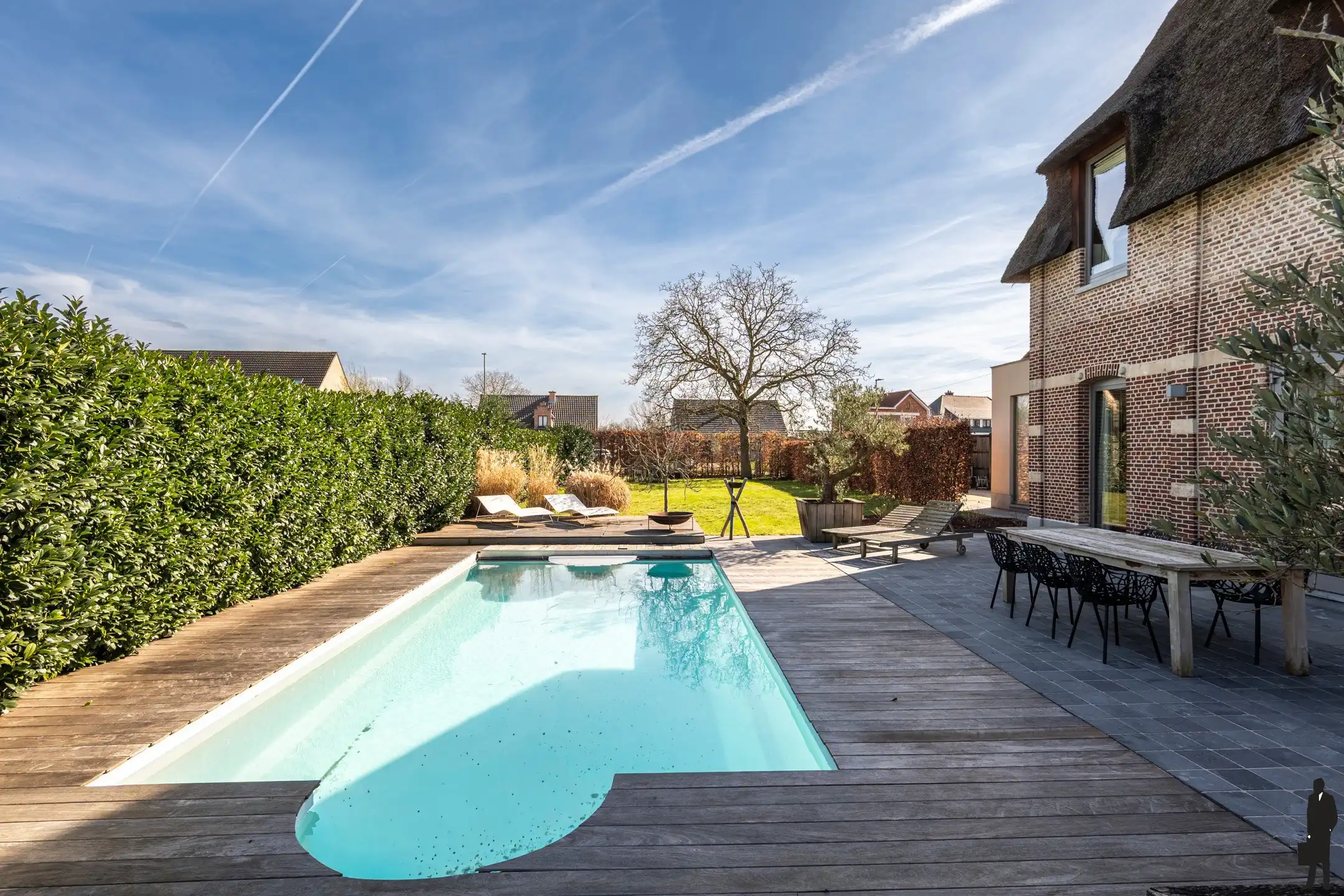 Unieke villa met zwembad, 4 slpk en zuidgerichte tuin foto 17