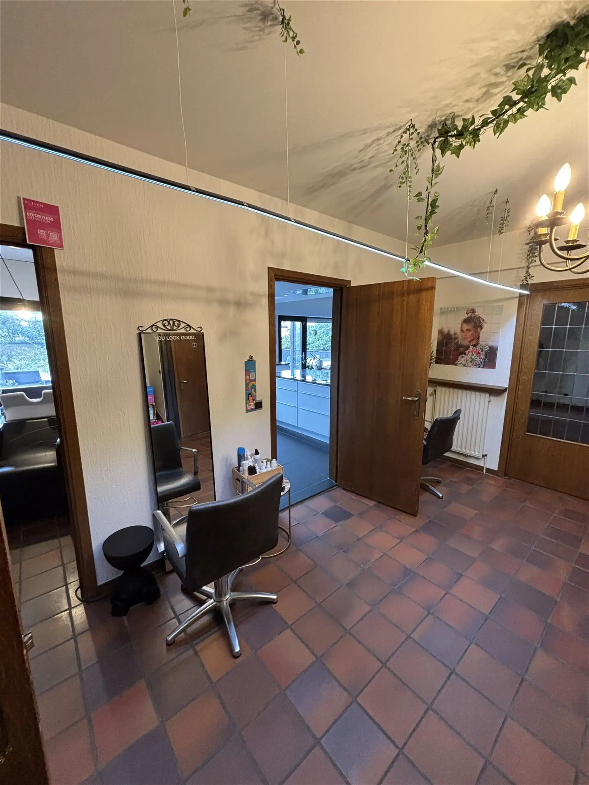 Zeer ruim appartement in centrum Edegem te huur foto 13