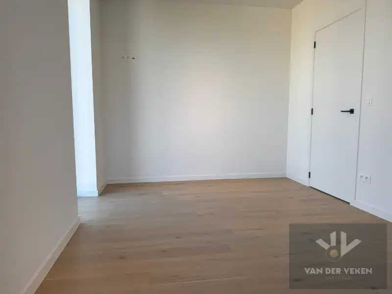 LICHTRIJK NIEUWBOUWAPP MET 2 SLPK NABIJ QUARTIER BLEU EN STADSCENTRUM foto 18