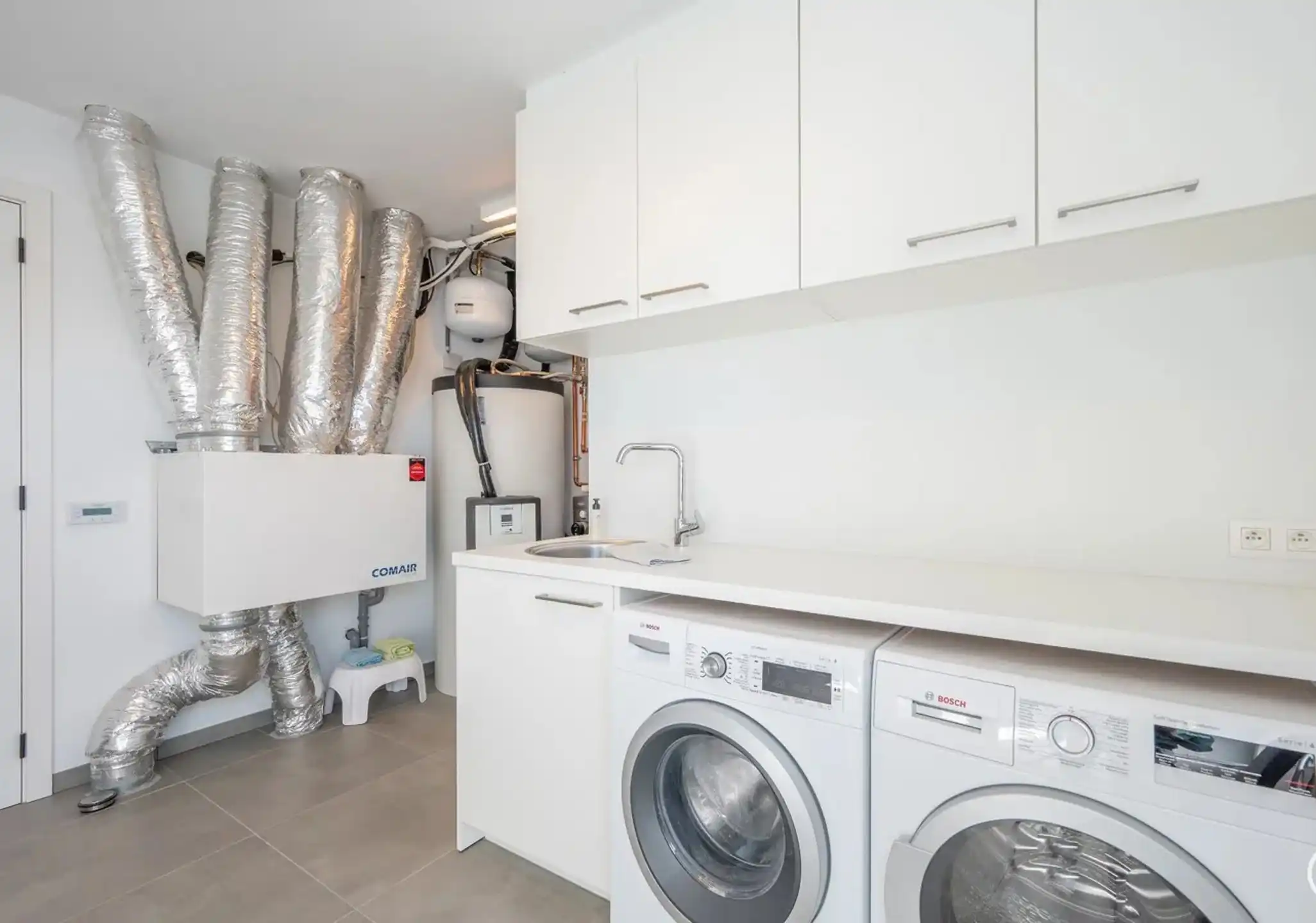 Exclusieve villa met hoogstaande afwerking – Kragendijk foto 28