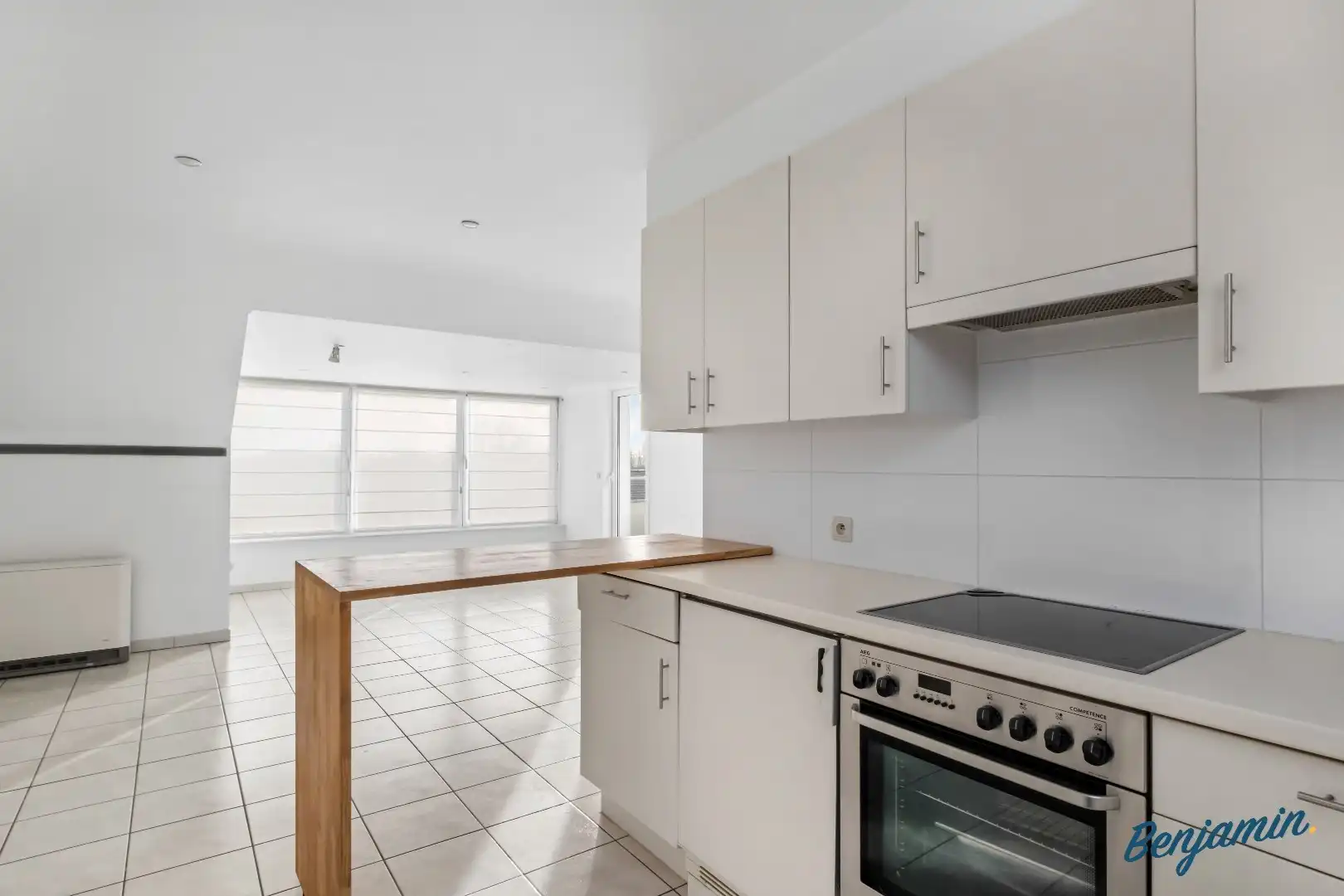 Dakappartement met 1 slaapkamer, berging en zonneterras in Dadizele-centrum foto 6