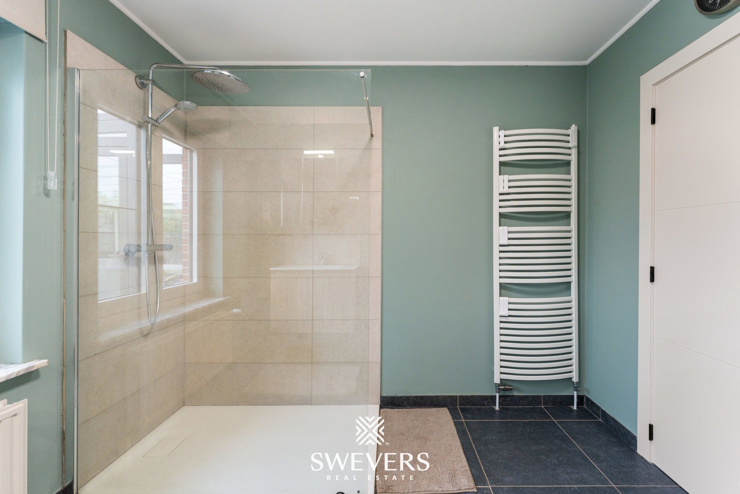 Ruime instapklare woning (248 m²) met hoogwaardige afwerking en zonnige tuin foto 22