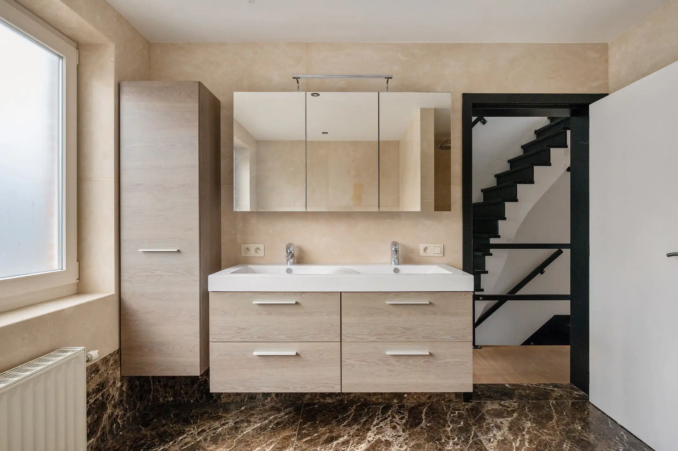 Instapklare gezinswoning te Achterbroek foto 24