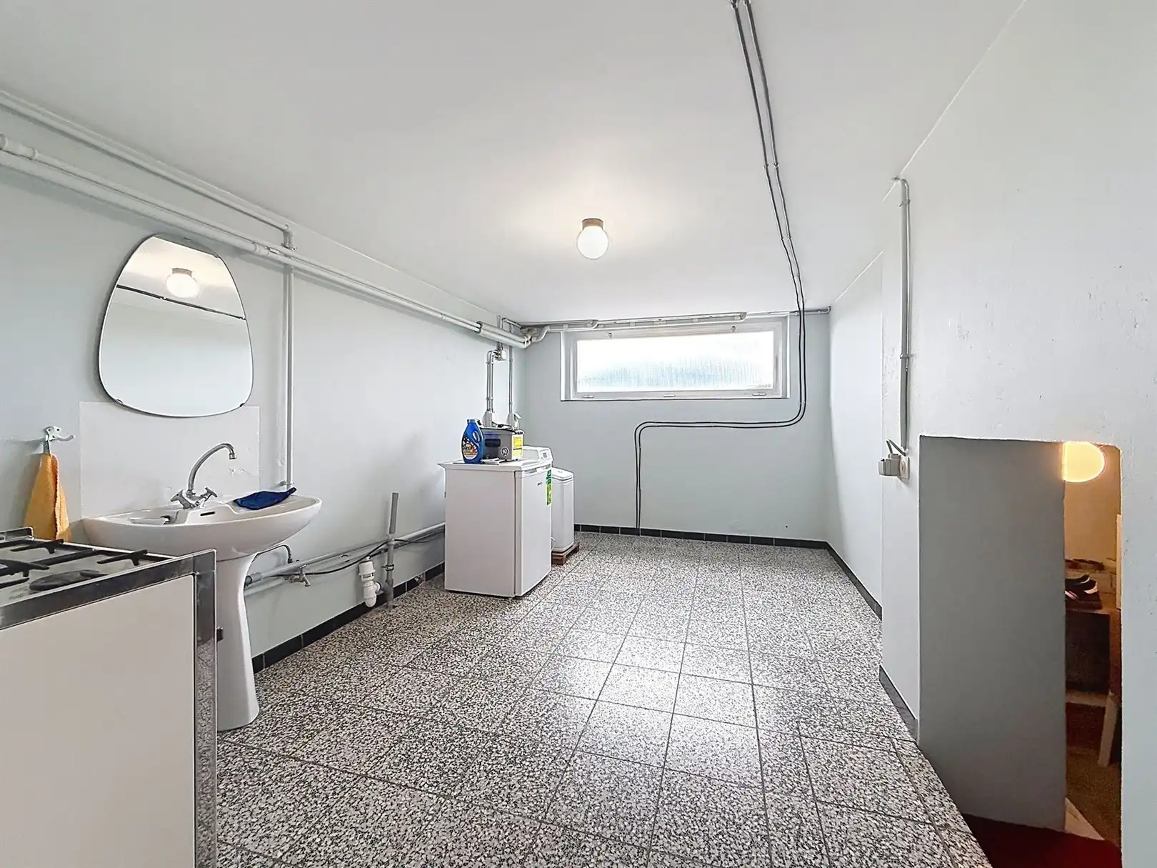 Op te frissen bungalow met garage, 3 slpks, opp 16a 17ca foto 28