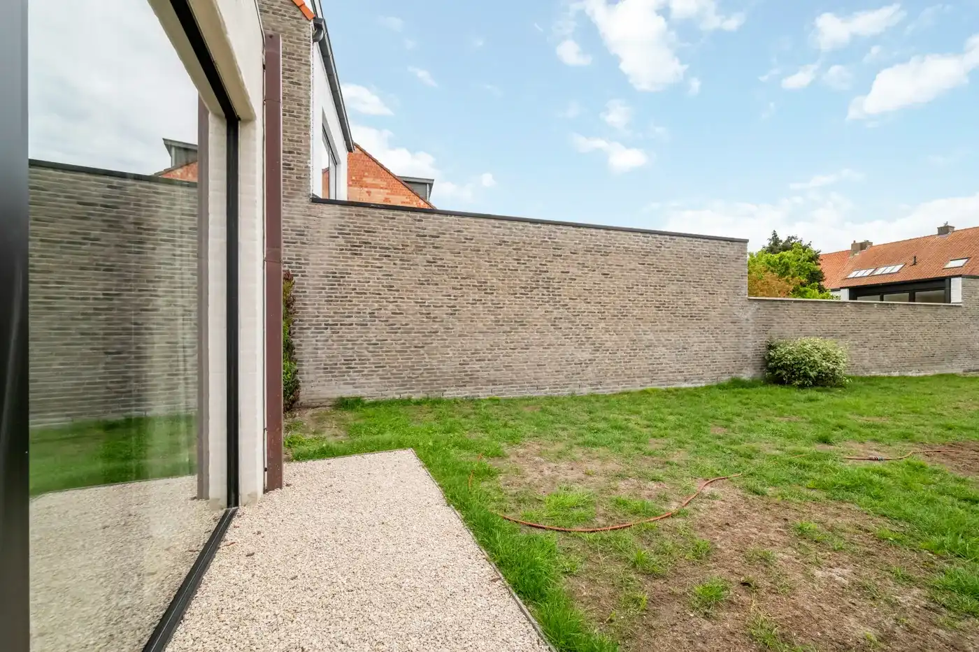 Instapklare ruime nieuwbouwwoning met 4 slaapkamers nabij het centrum en de markt van Knokke. foto 21