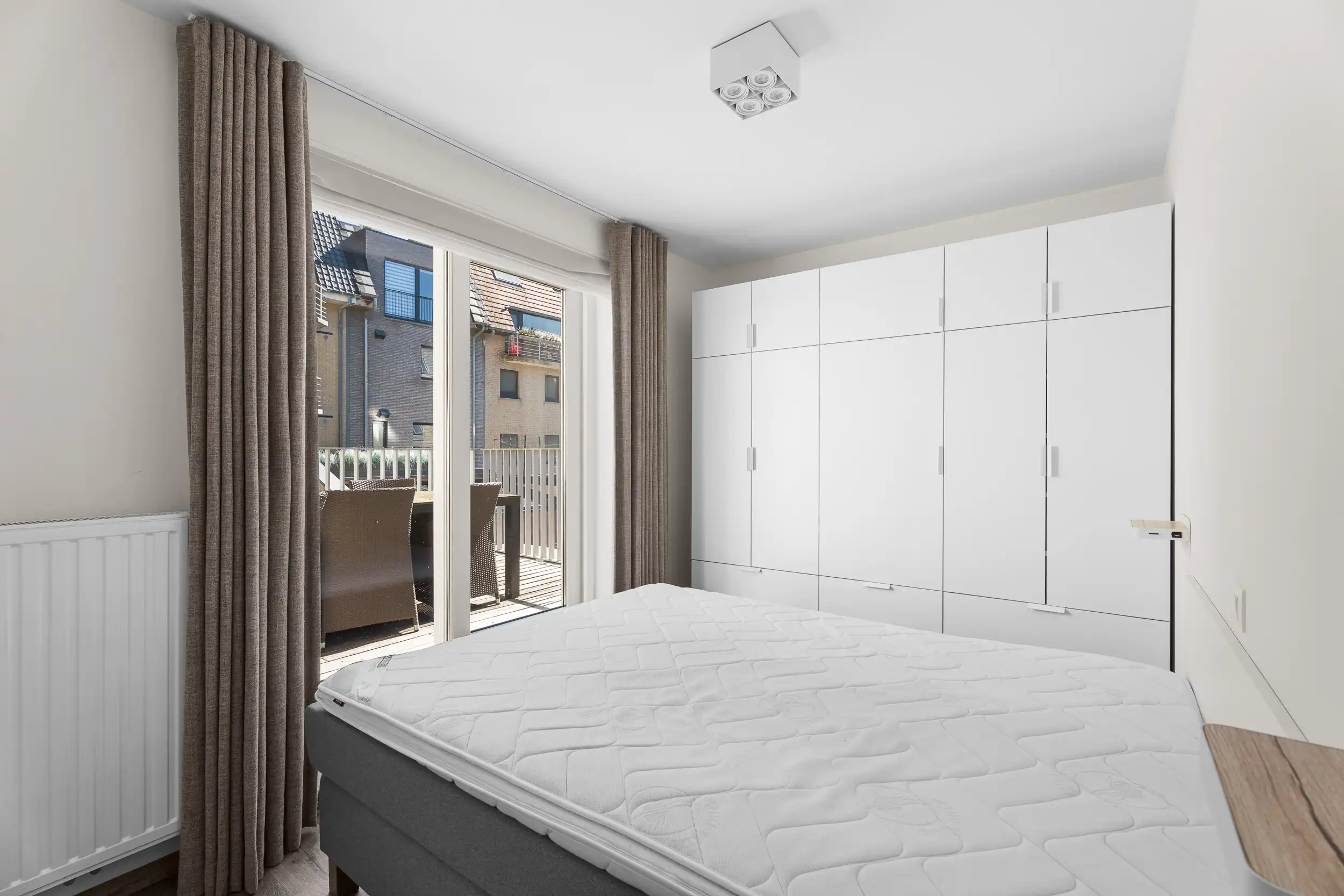 Instapklaar 2-slpk app. met terras vlak bij zee foto 10