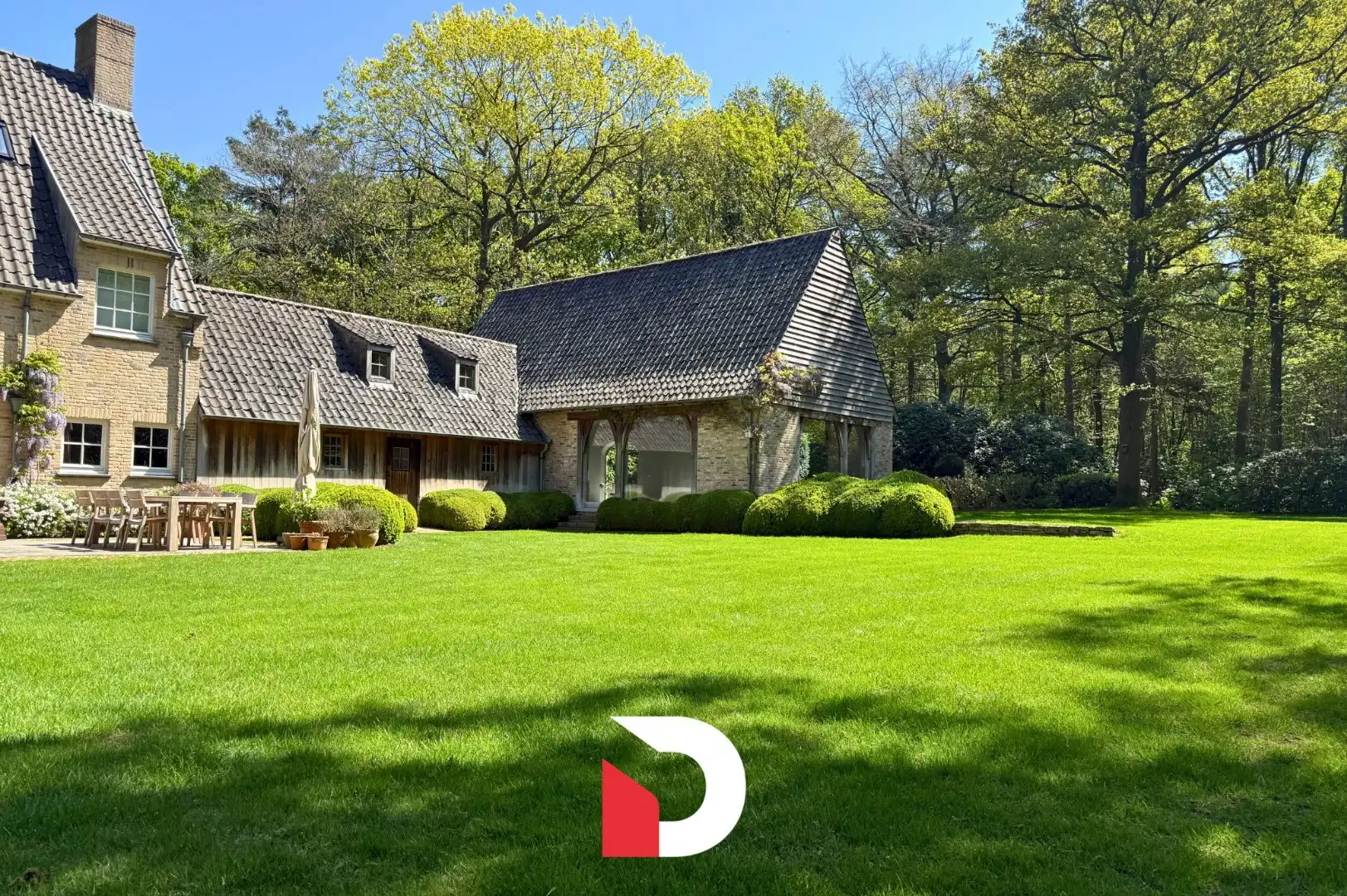 Exclusief landhuis op uniek domein aan Merkemveld te Zedelgem foto 8