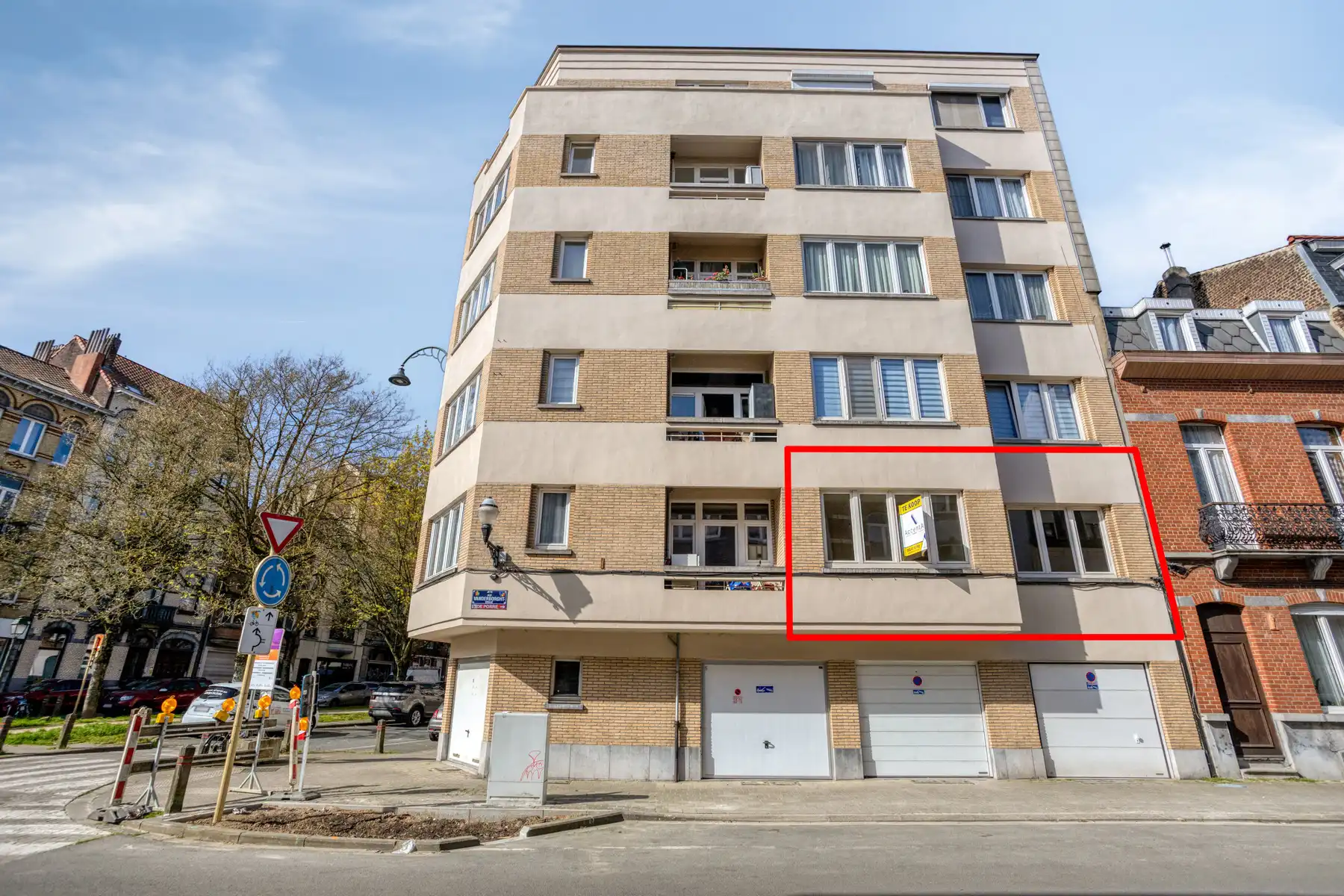 1-slaapkamer appartement met terrasje en kelderberging foto {{pictureIndex}}