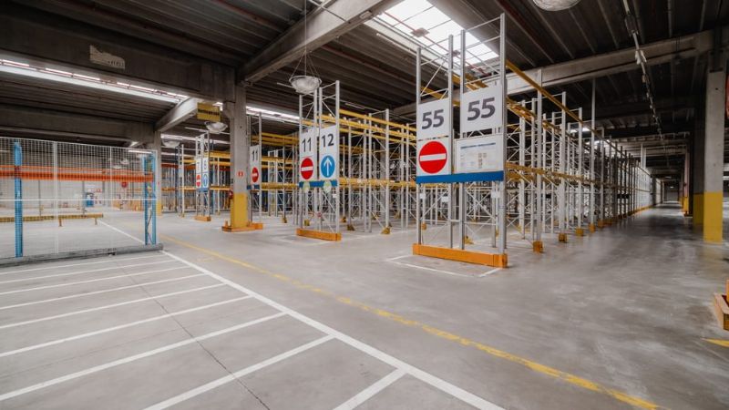 Bâtiment logistique à louer foto 2