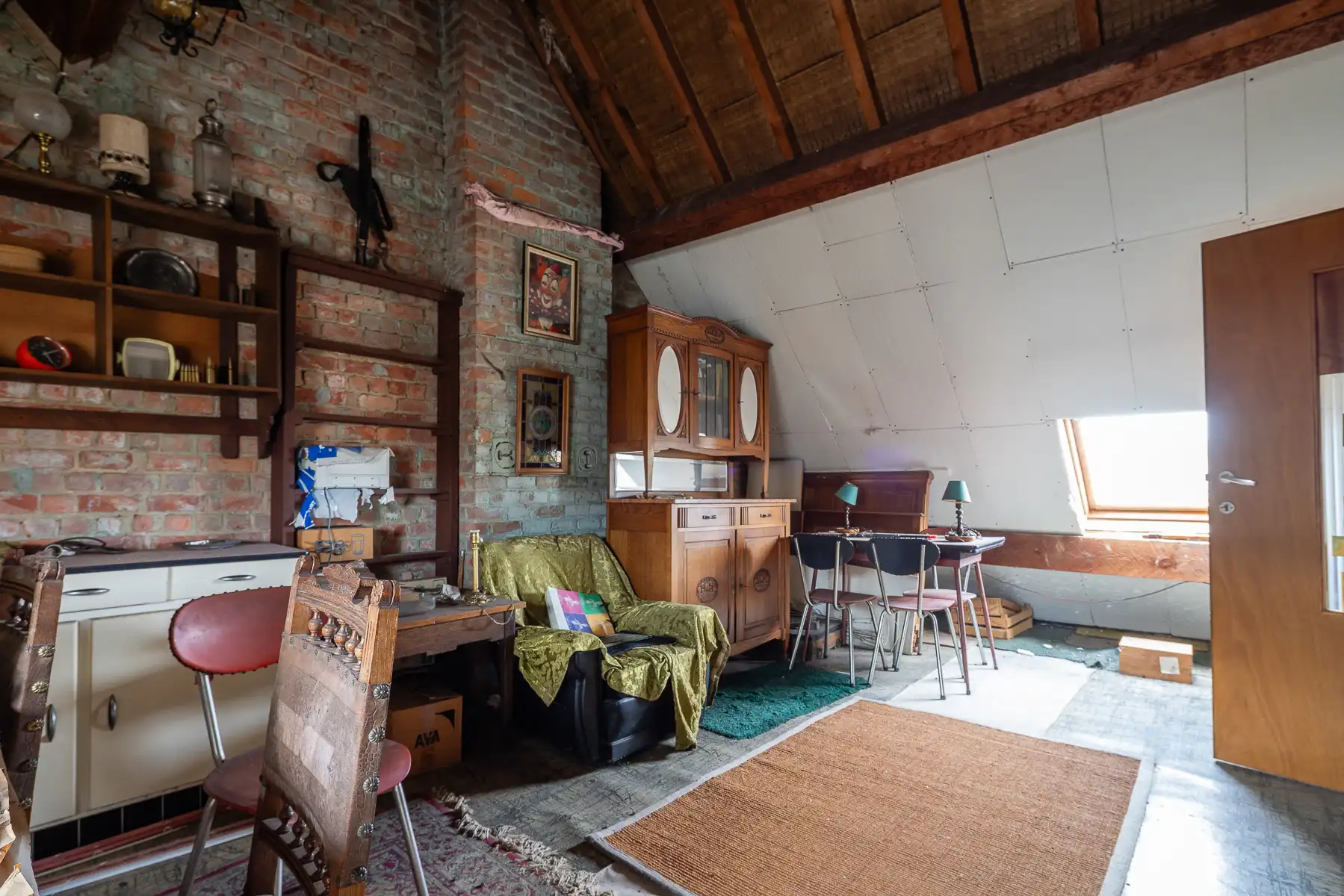 Eengezinswoning met tuin, garage en autostaanplaats foto 22