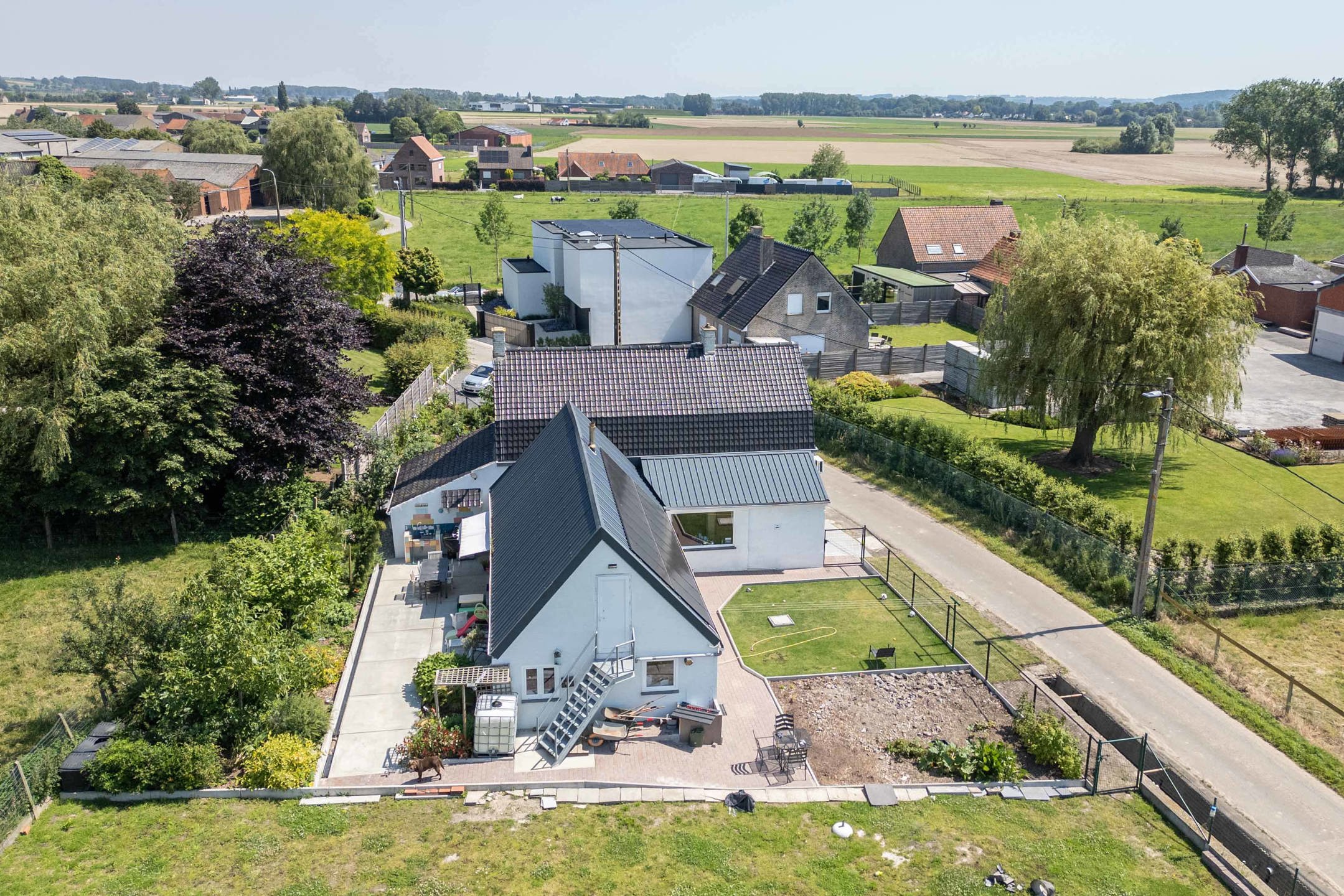 Unieke woning uiterst rustig gelegen. foto 23