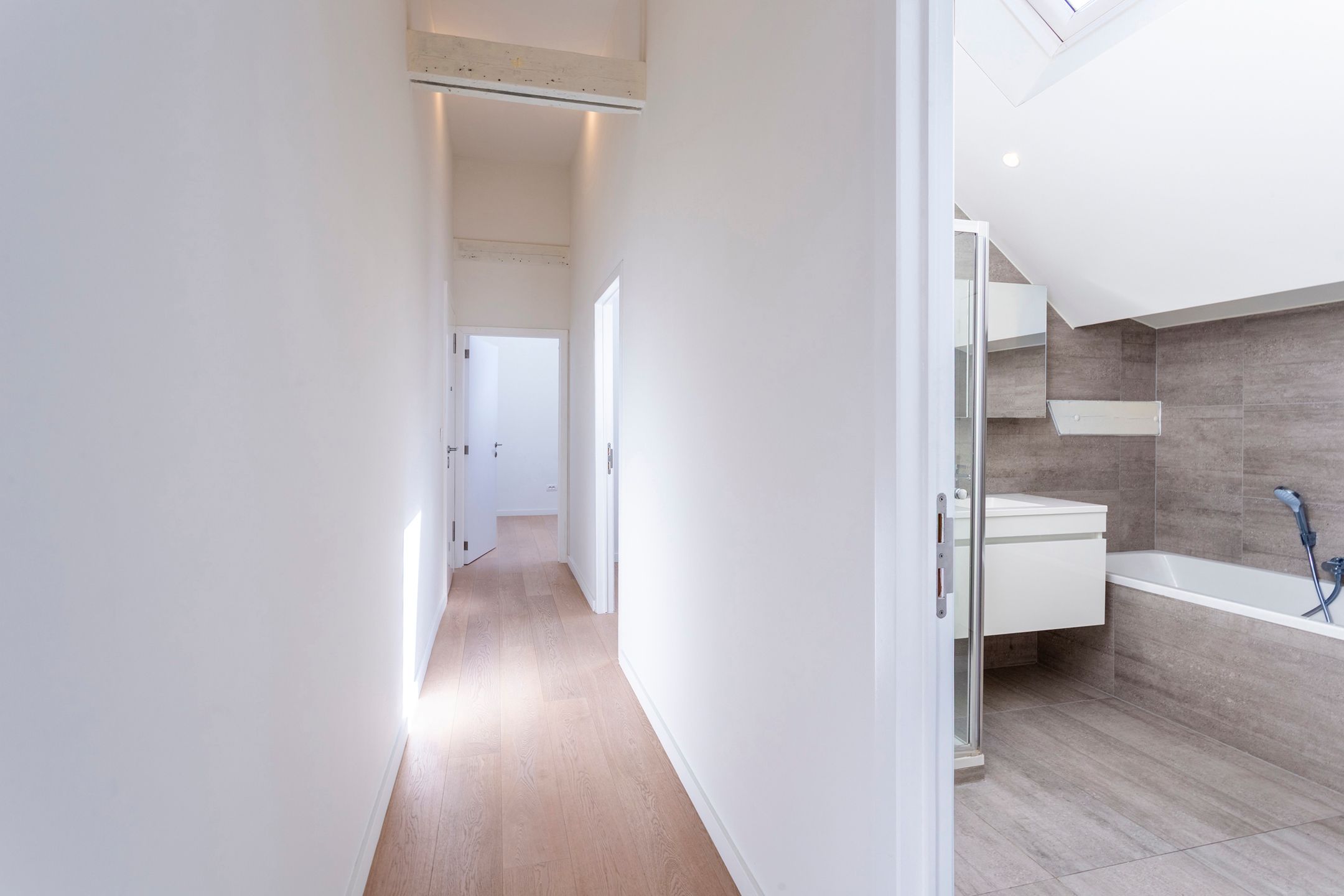 instapklaar appartement op het Zuid met 2 slpks. en terras foto 16