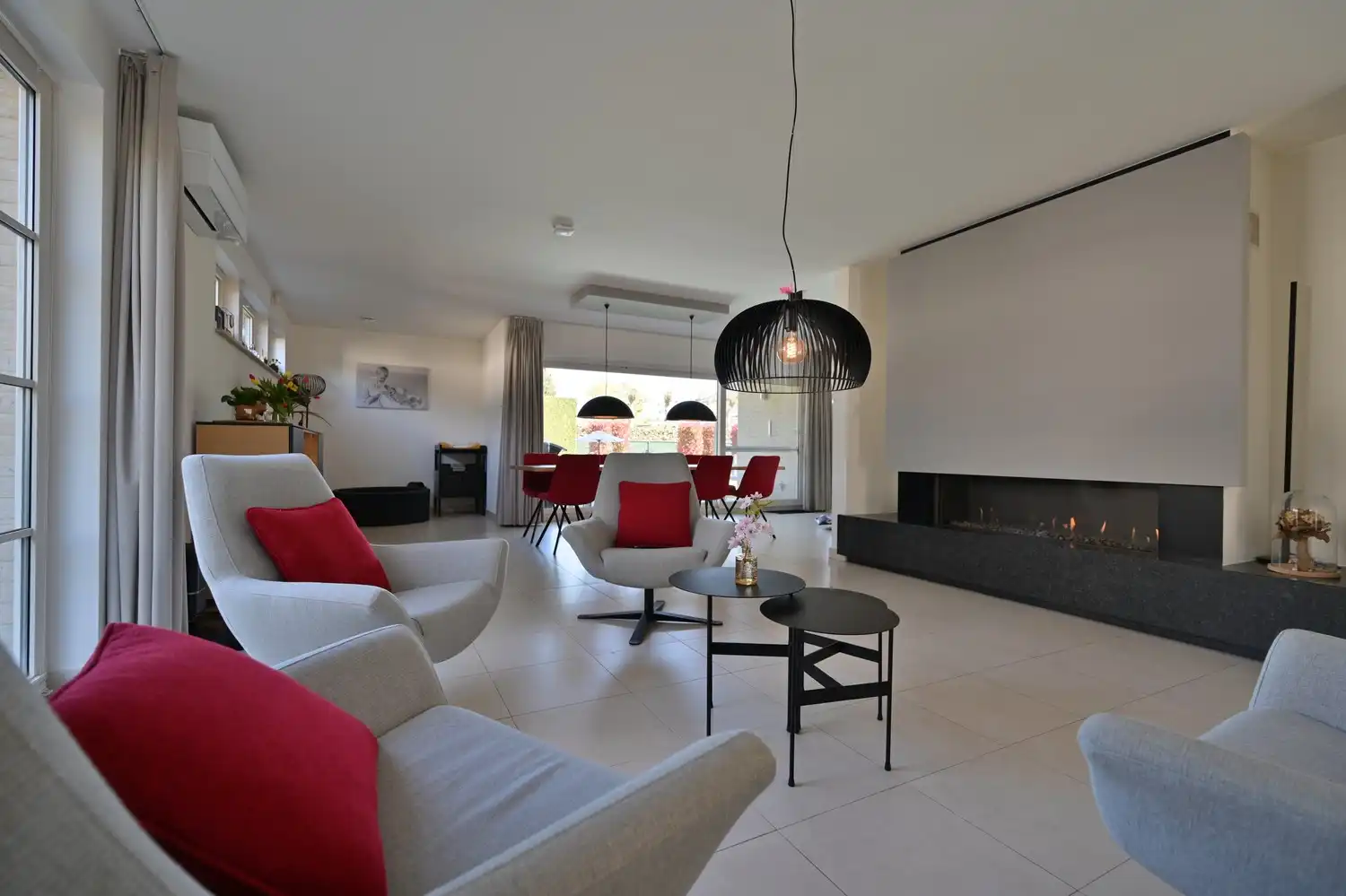 Exclusieve villa met zwembad op absolute toplocatie in het charmante Neerharen (Lanaken) foto 9