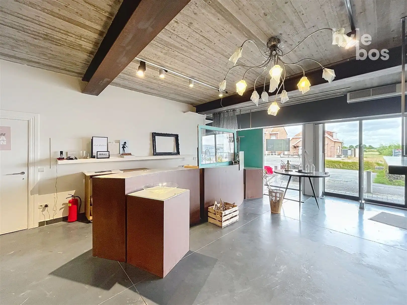 Commercieel pand - UNIEKE PRIJS foto 6