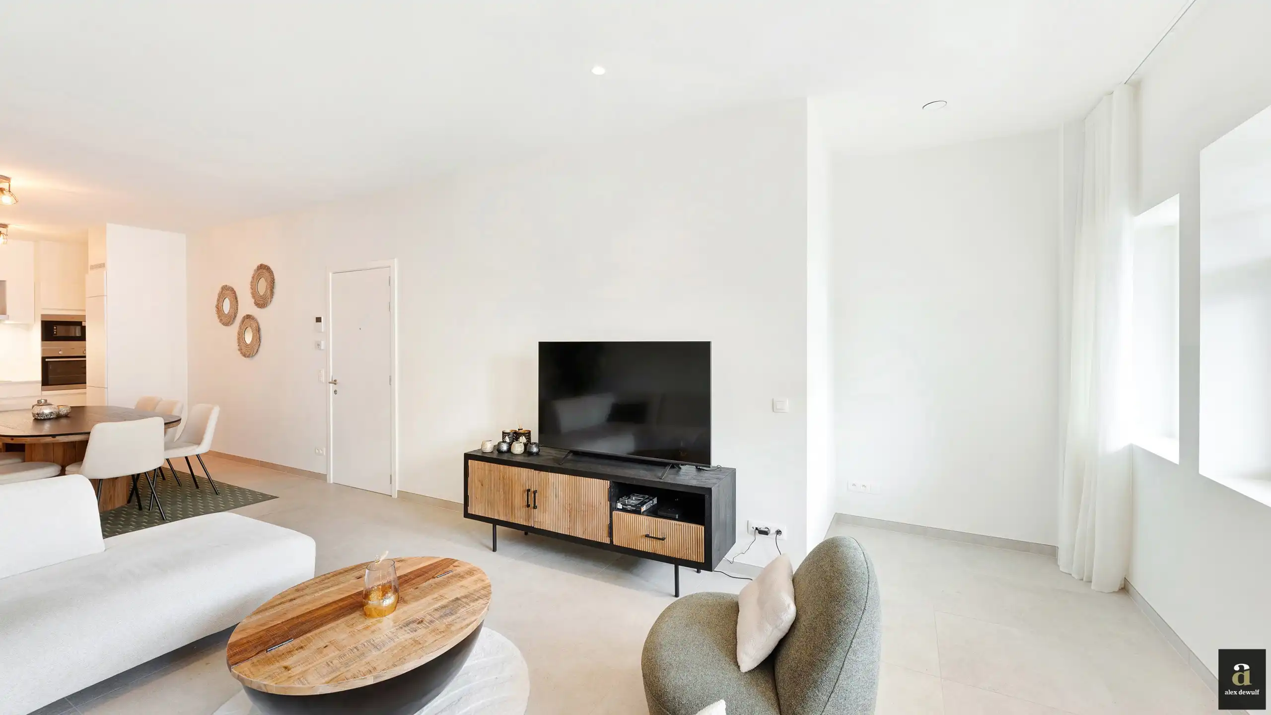 Ruim appartement 3-slpk op centrale ligging [Lippenslaan]. foto 4