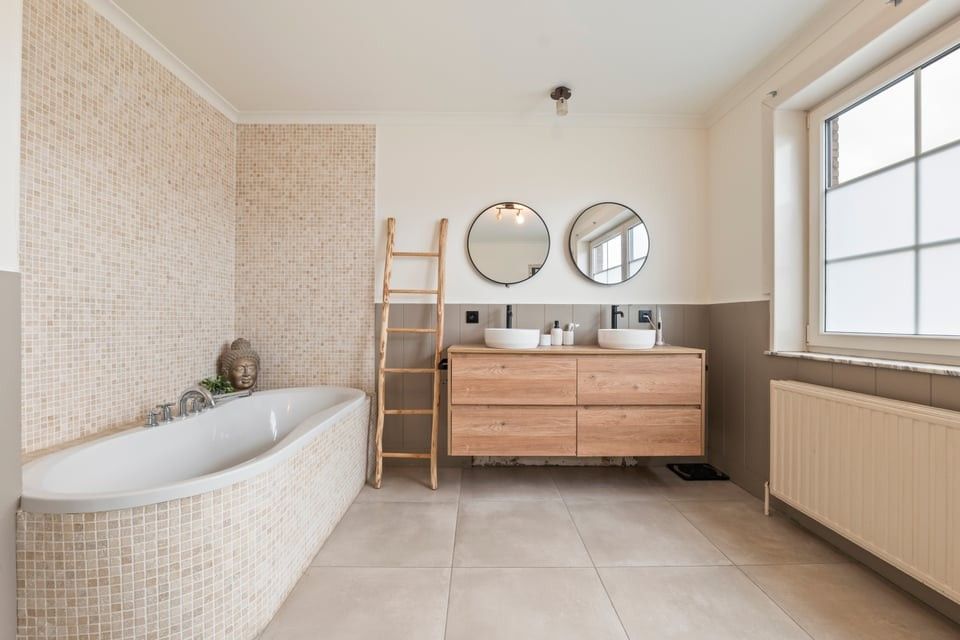 GEZELLIGE OPEN BEBOUWING MET LANDELIJKE CHARME OP EEN MOOI PERCEEL foto 18