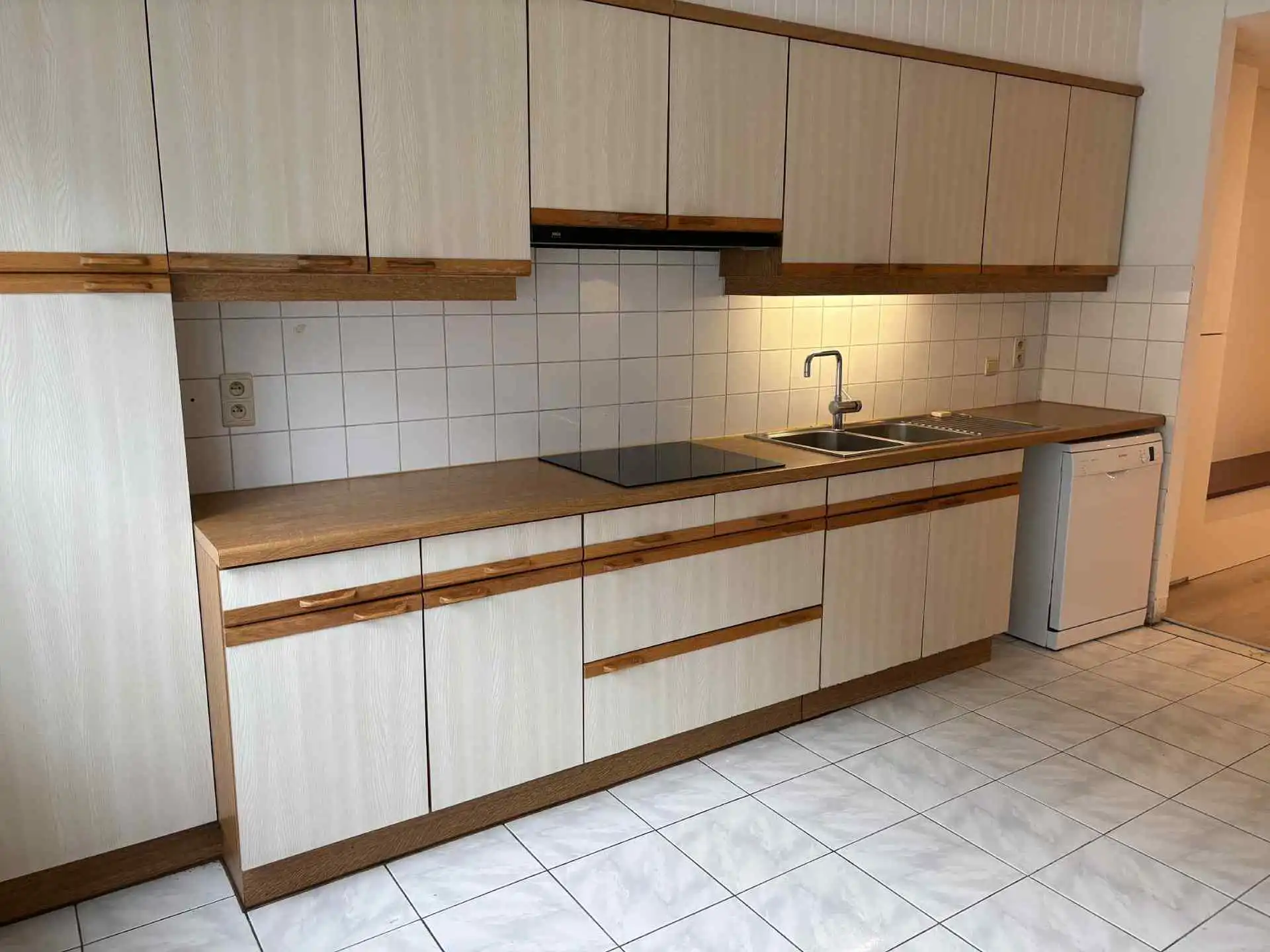 WETTEREN - Gezellige rijwoning in het centrum foto 5