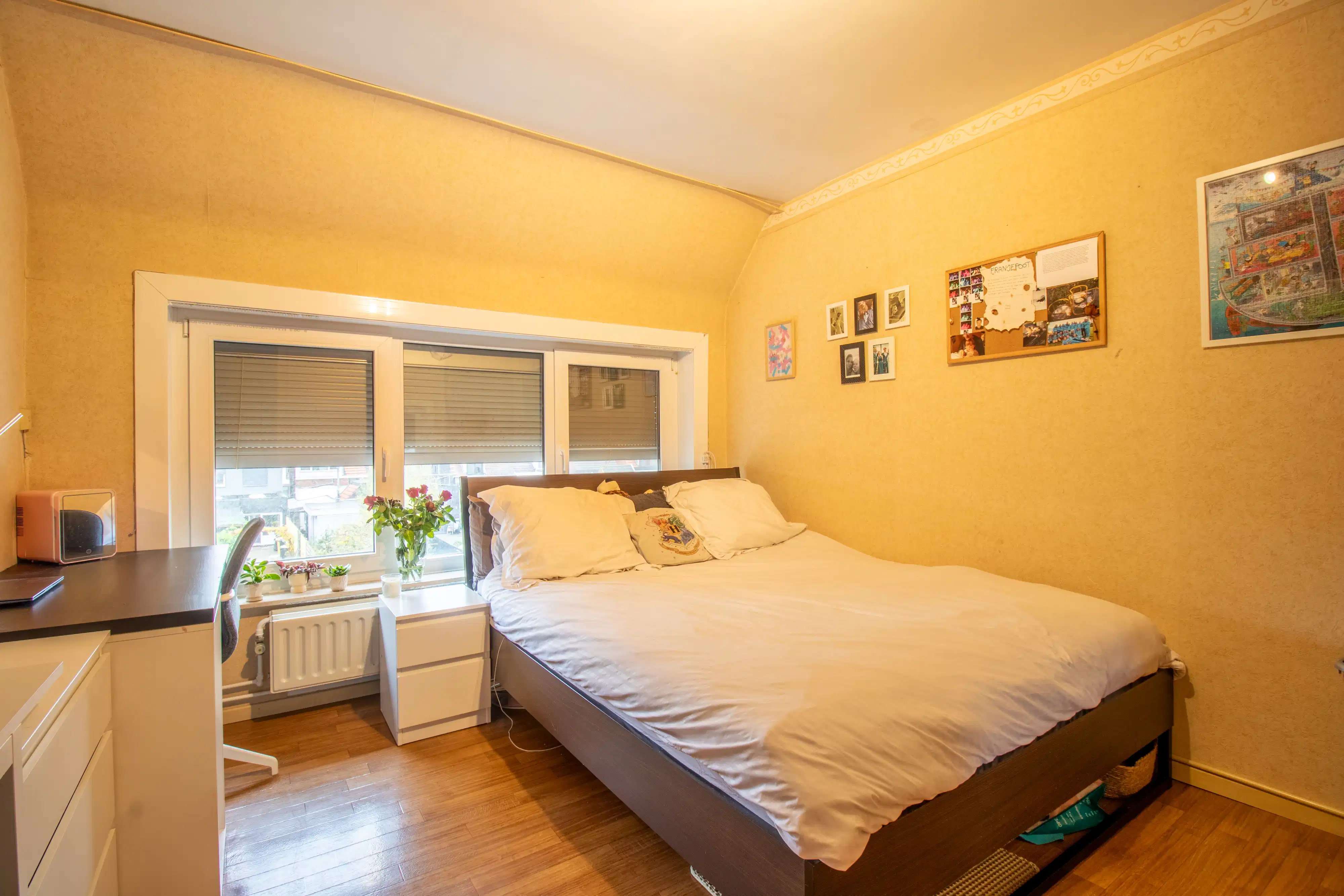 Bel-etage woning met zes slaapkamers en tuin foto 9