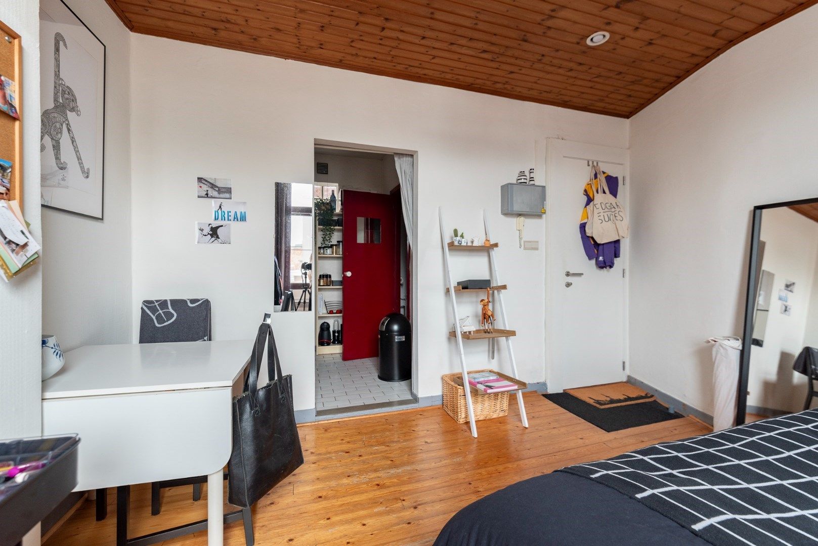Ruime studentenstudio foto 4