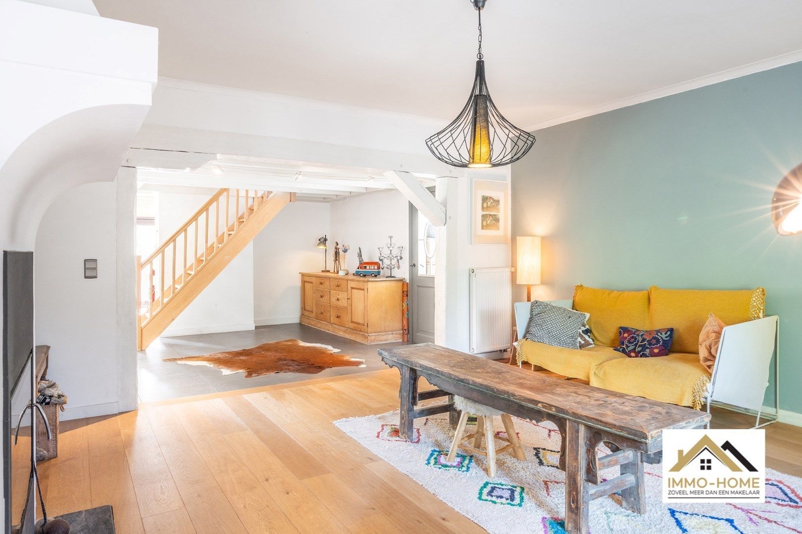 Charmante vrijstaande woning op toplocatie in Lochristi!  foto {{pictureIndex}}